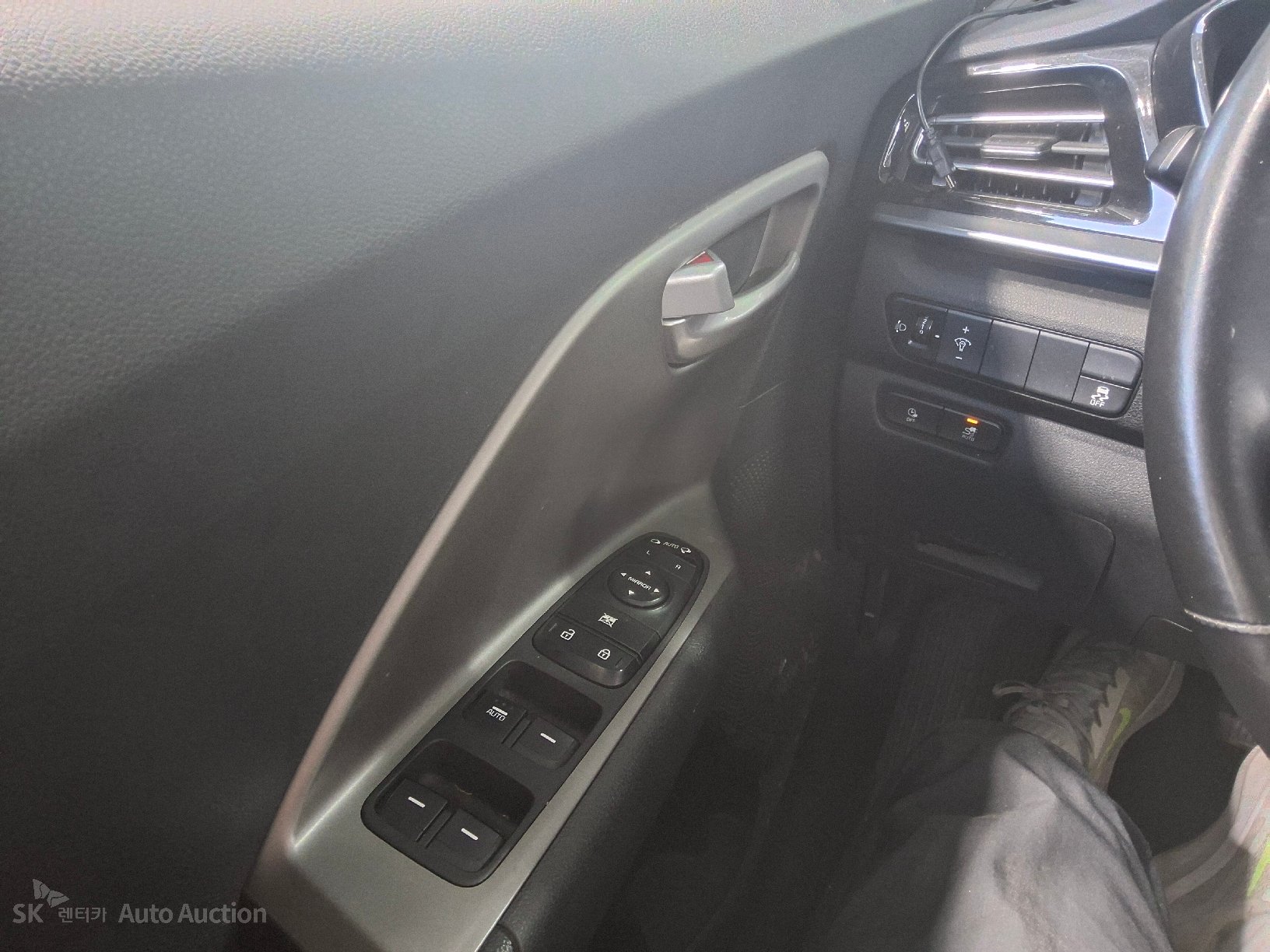 2023 - kia niro