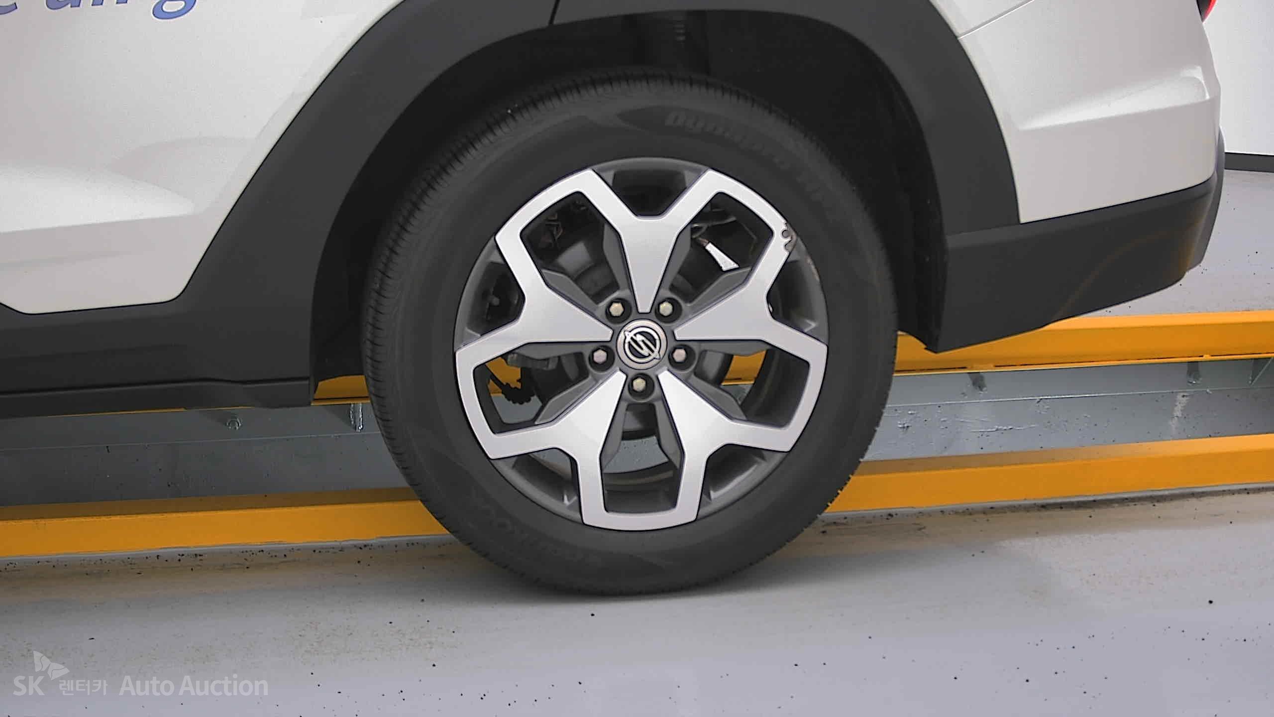 2023 - kg mobility (ssangyong) torres