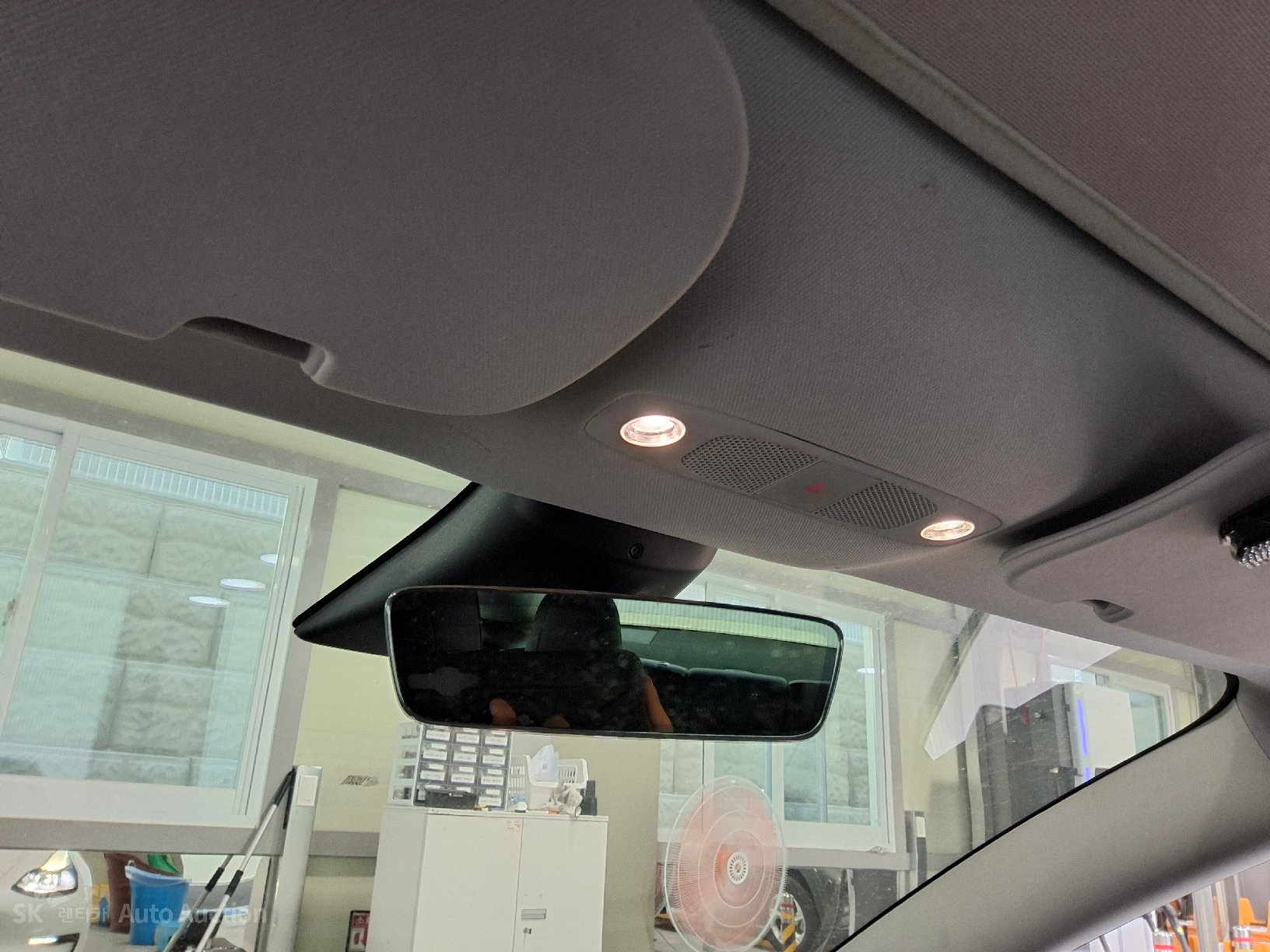 2022 - tesla model 3