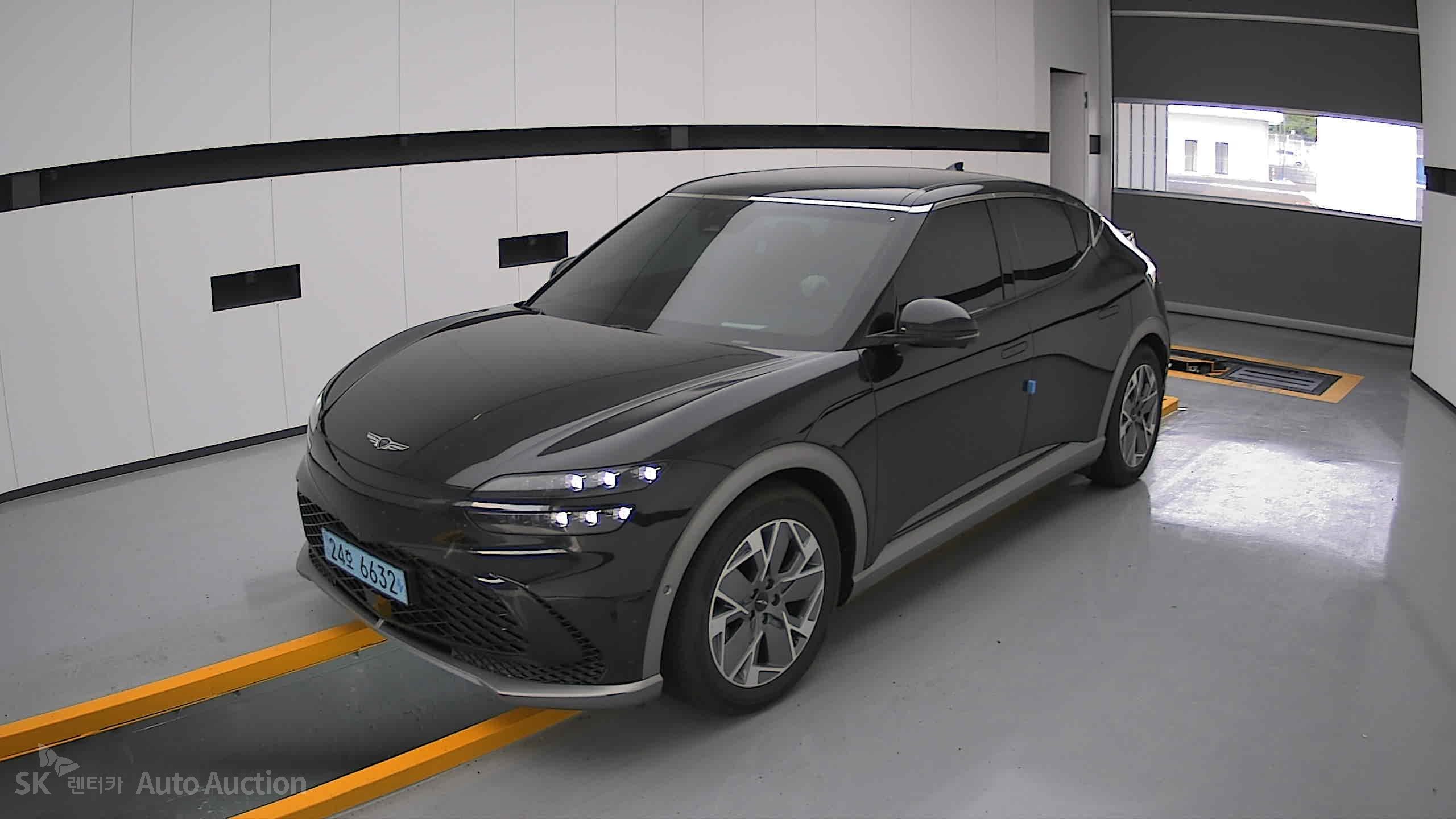 2022 - genesis gv60