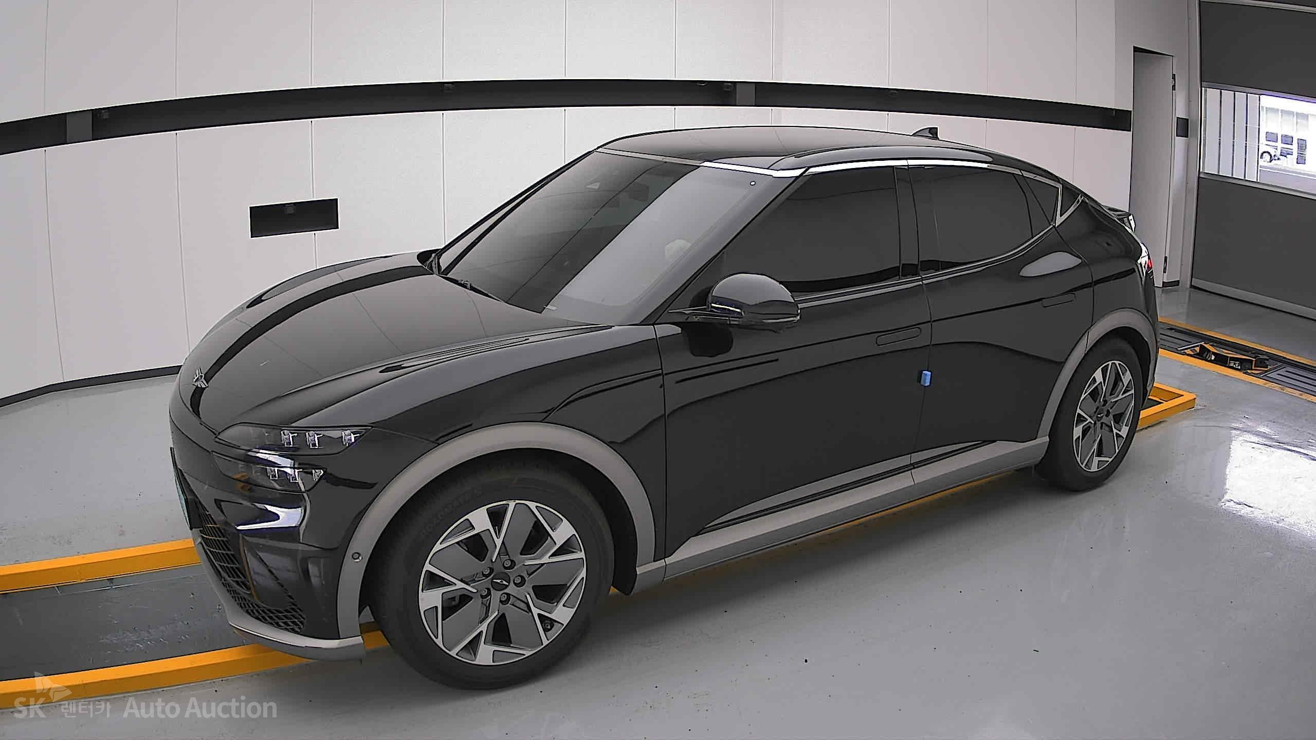 2022 - genesis gv60
