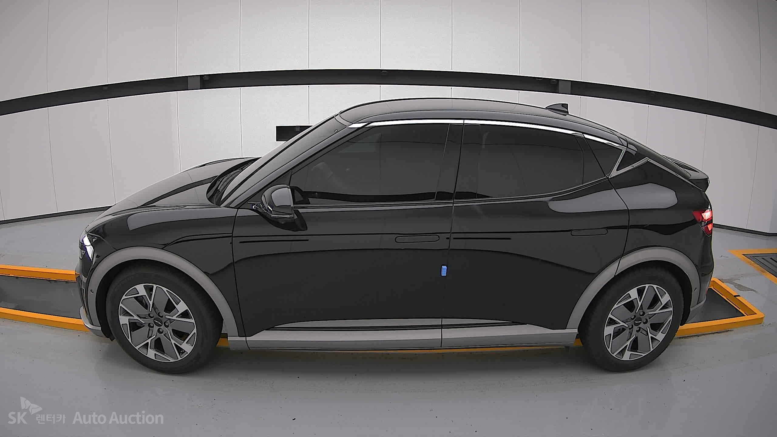 2022 - genesis gv60