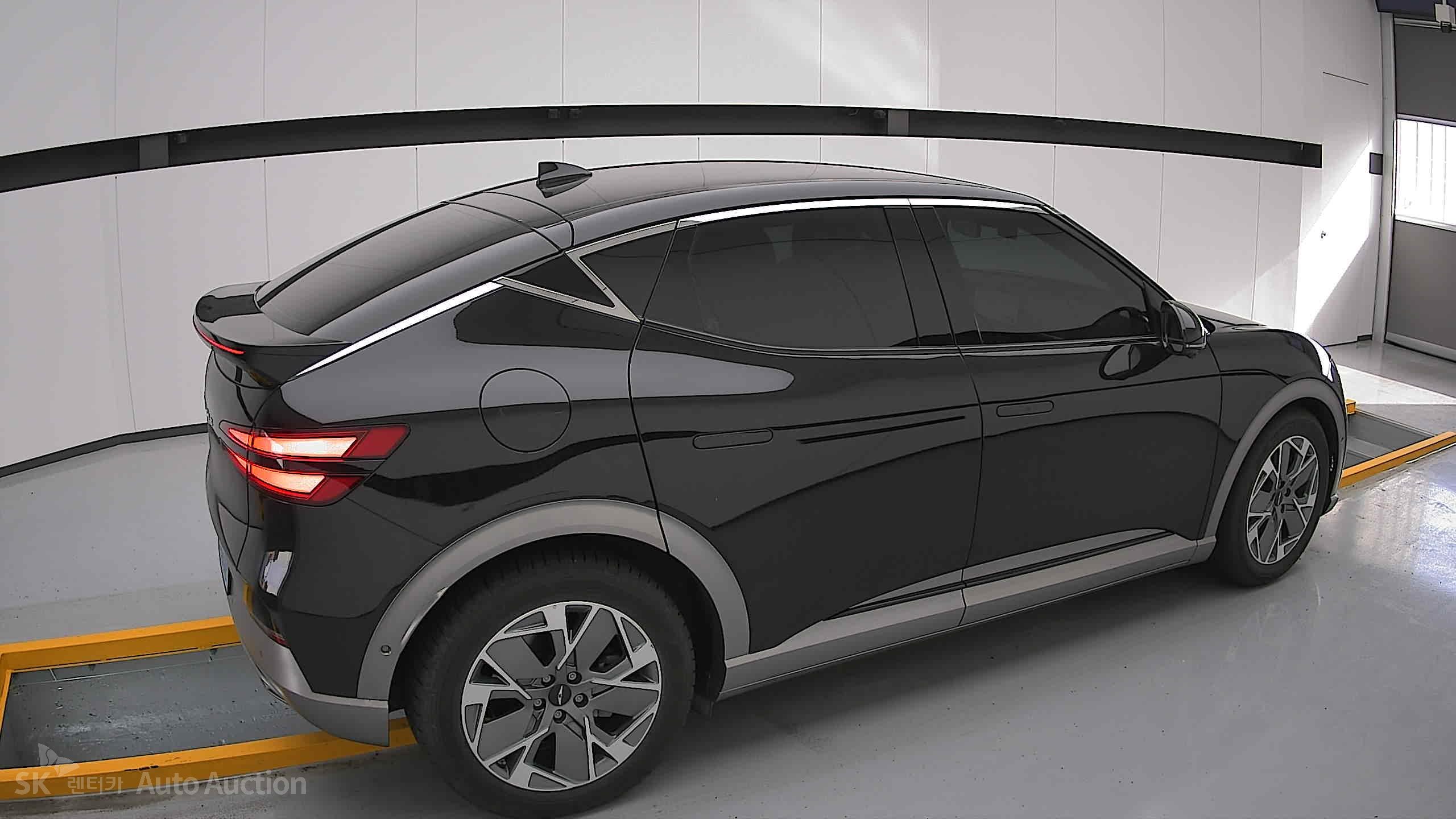 2022 - genesis gv60