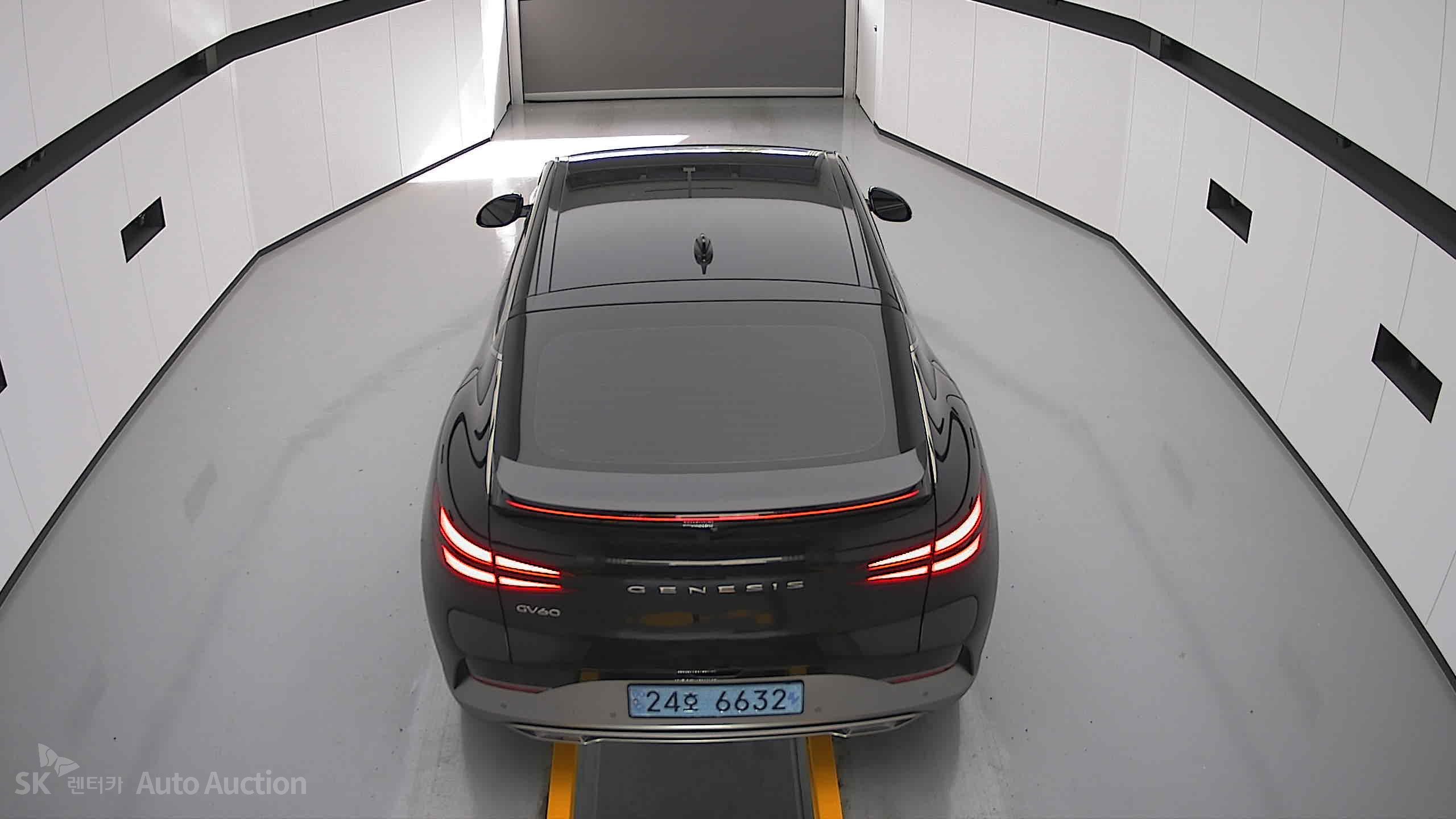 2022 - genesis gv60
