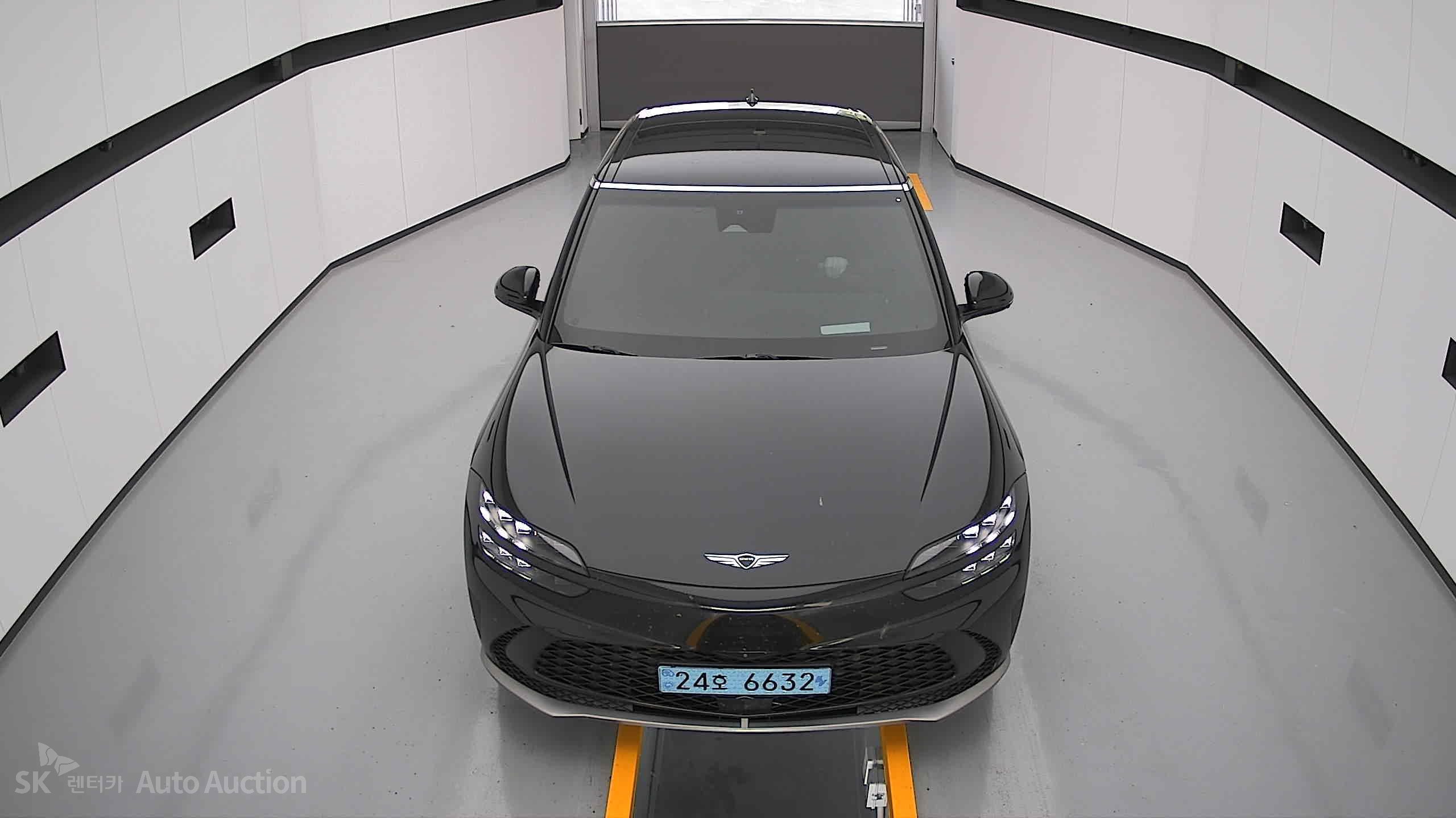 2022 - genesis gv60