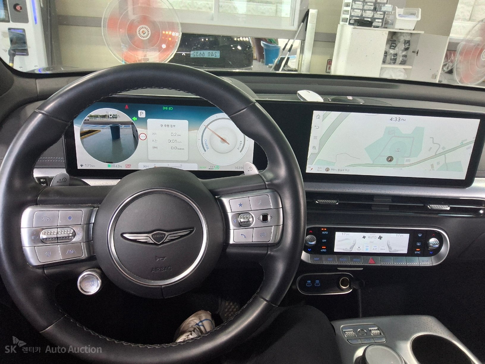 2022 - genesis gv60