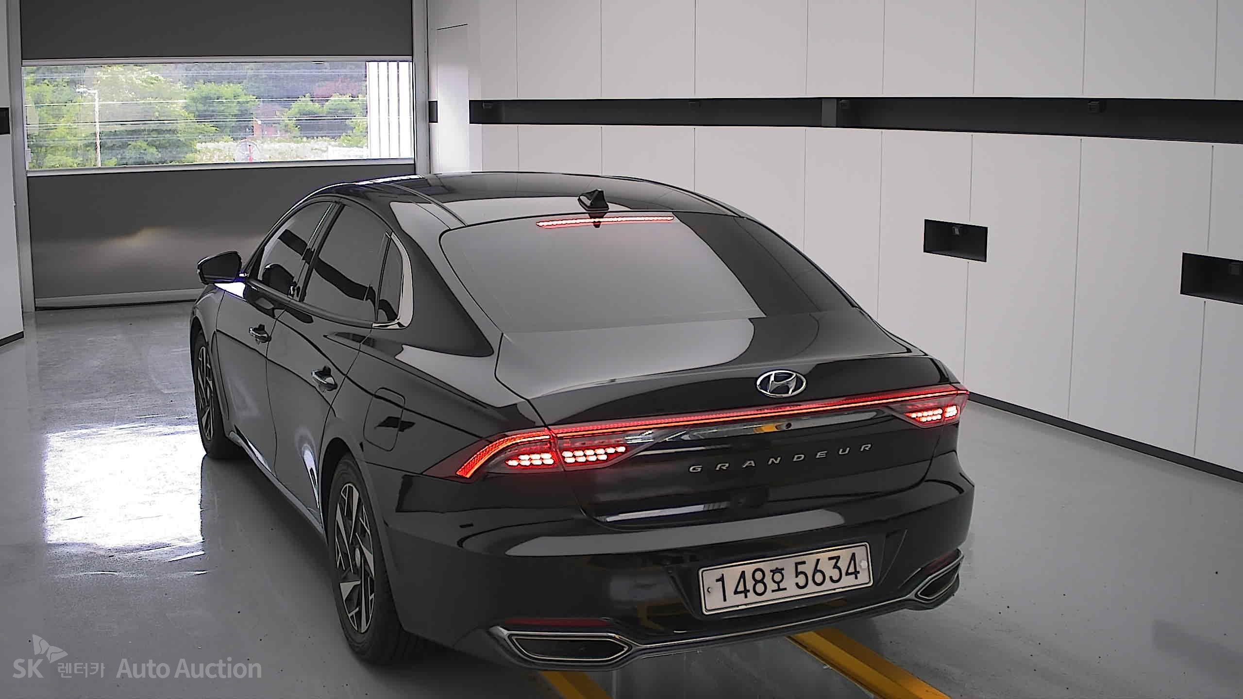 2022 - hyundai grandeur