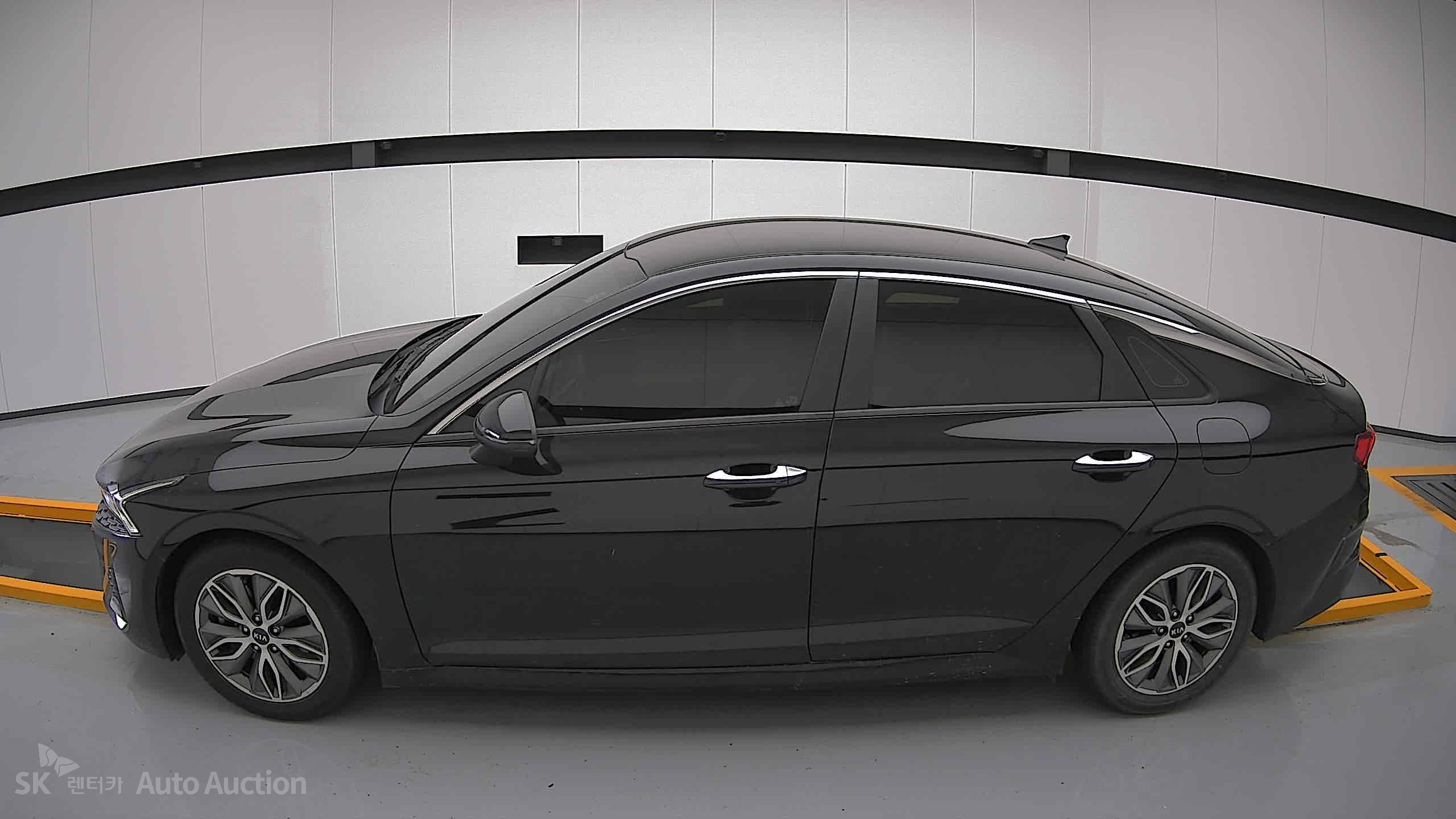 2021 - kia k5