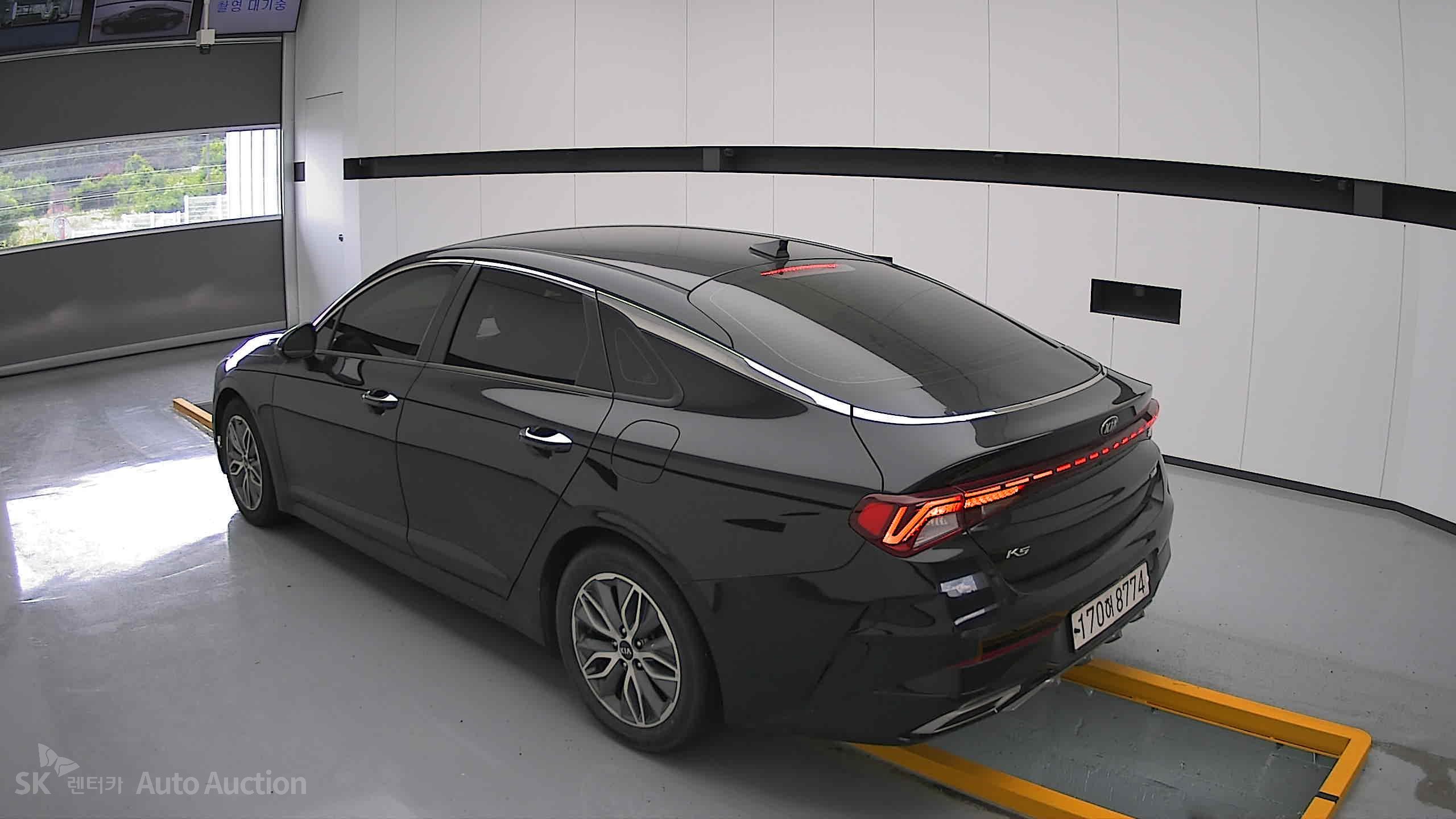 2021 - kia k5