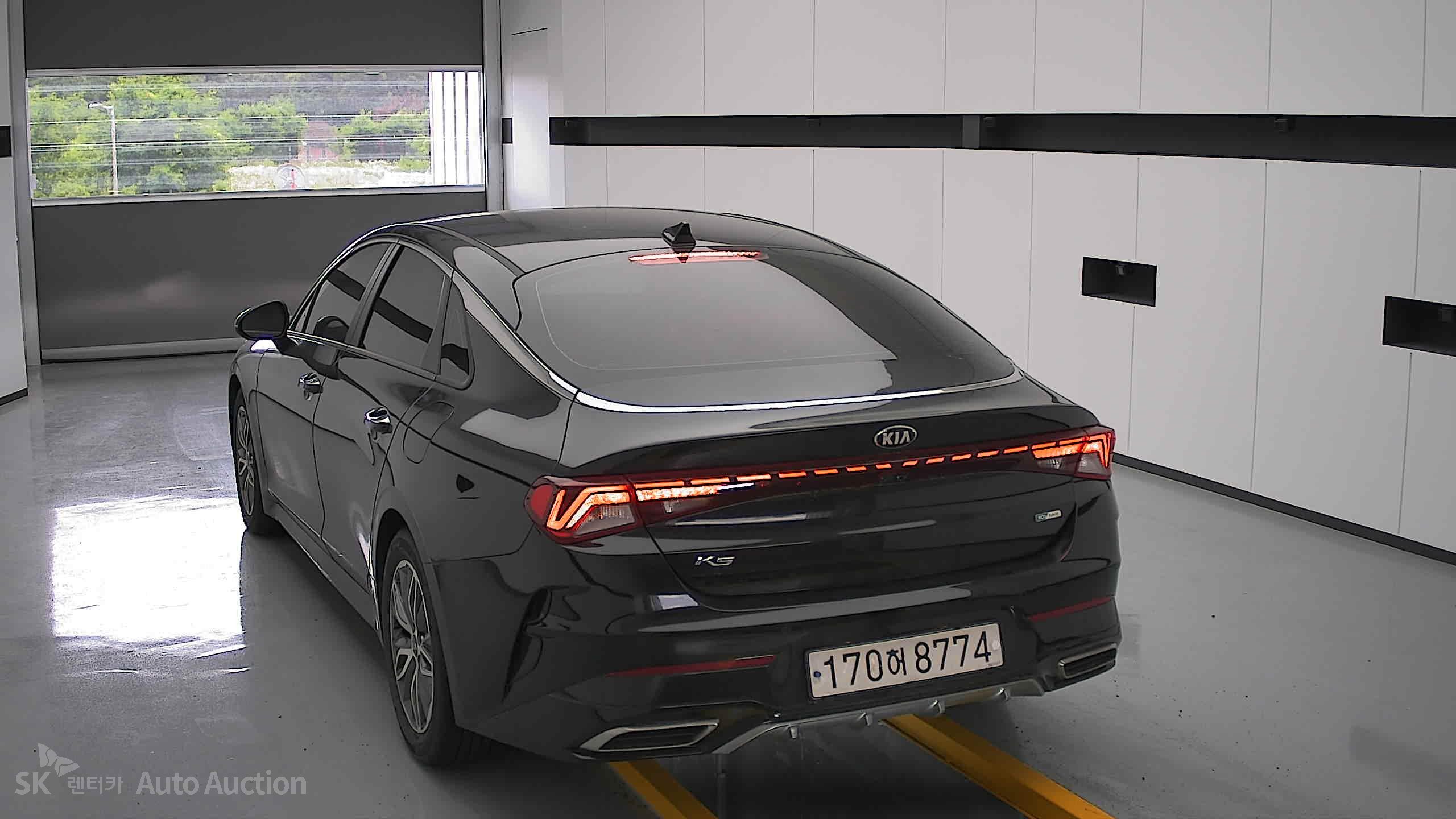 2021 - kia k5