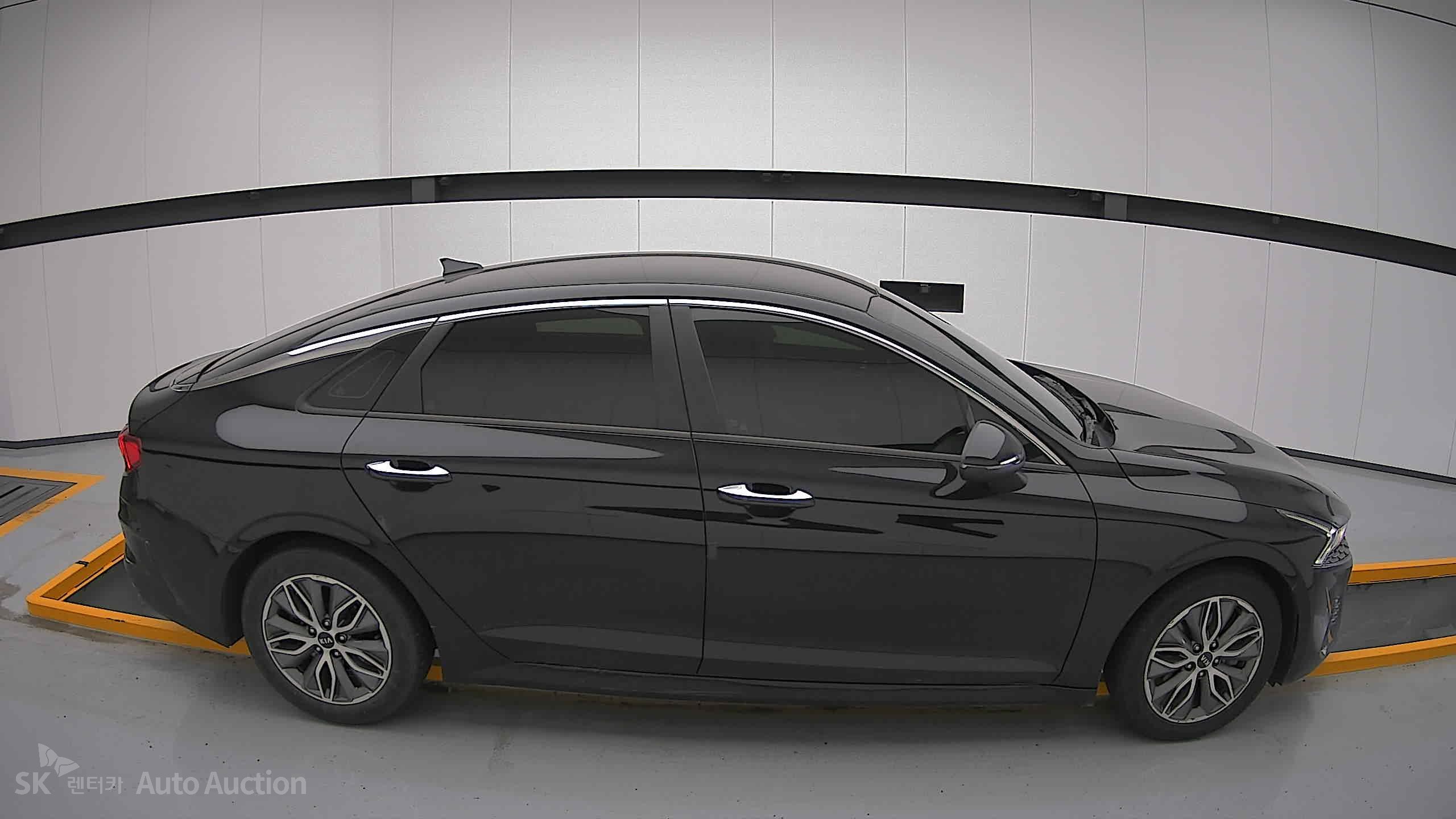 2021 - kia k5