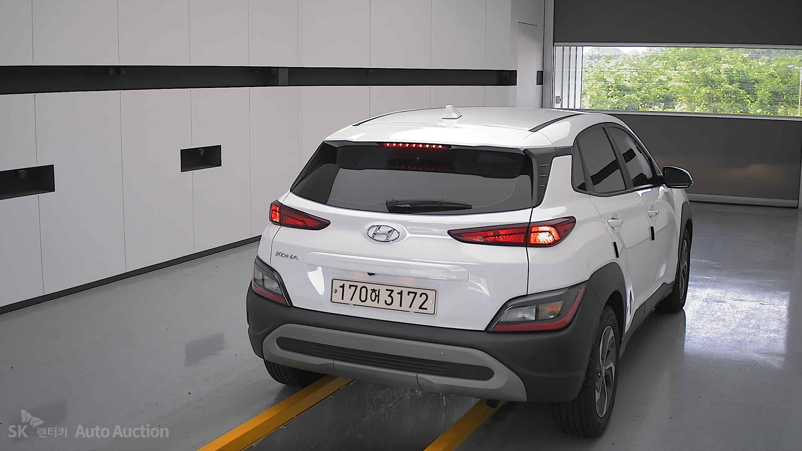 2021 - hyundai kona