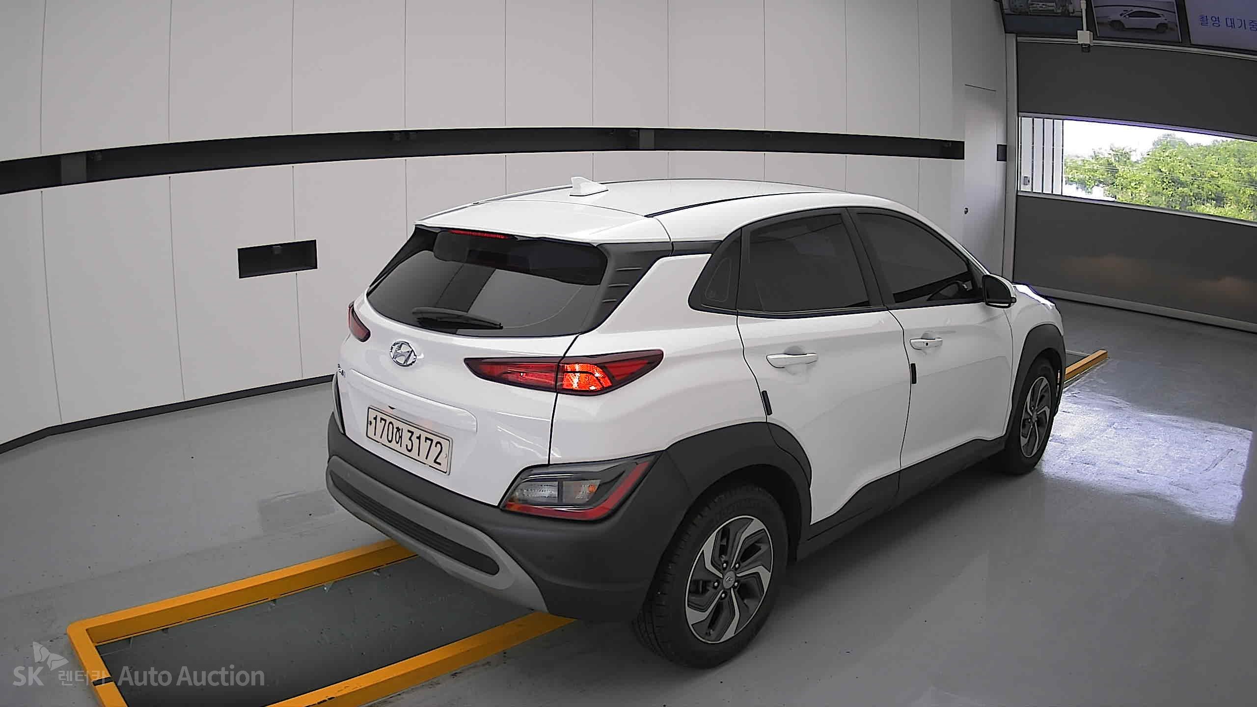 2021 - hyundai kona