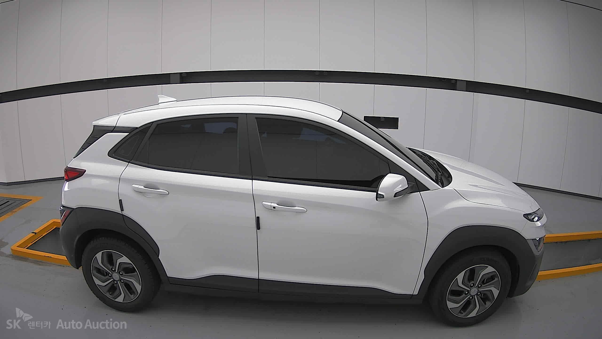 2021 - hyundai kona