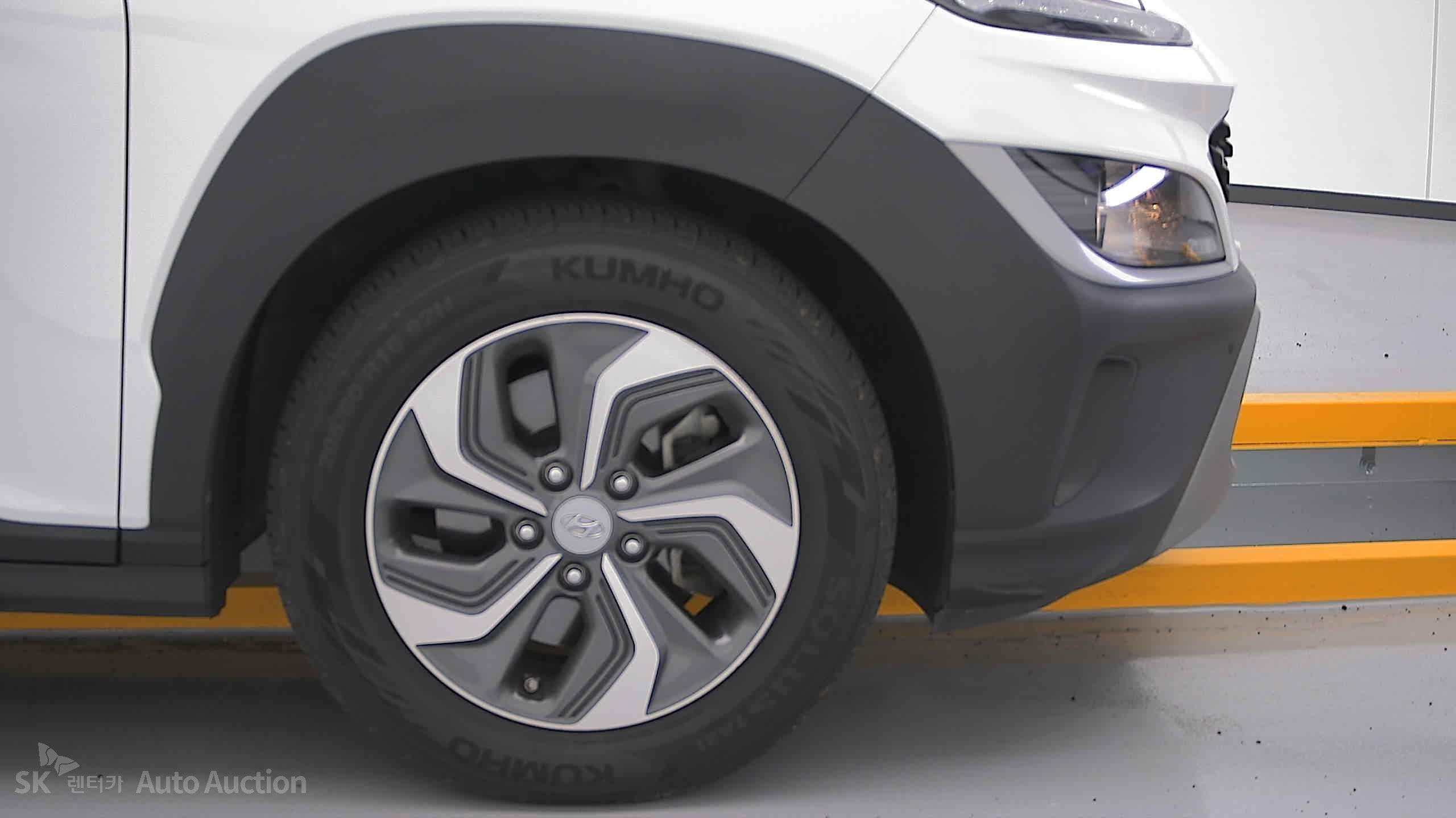 2021 - hyundai kona