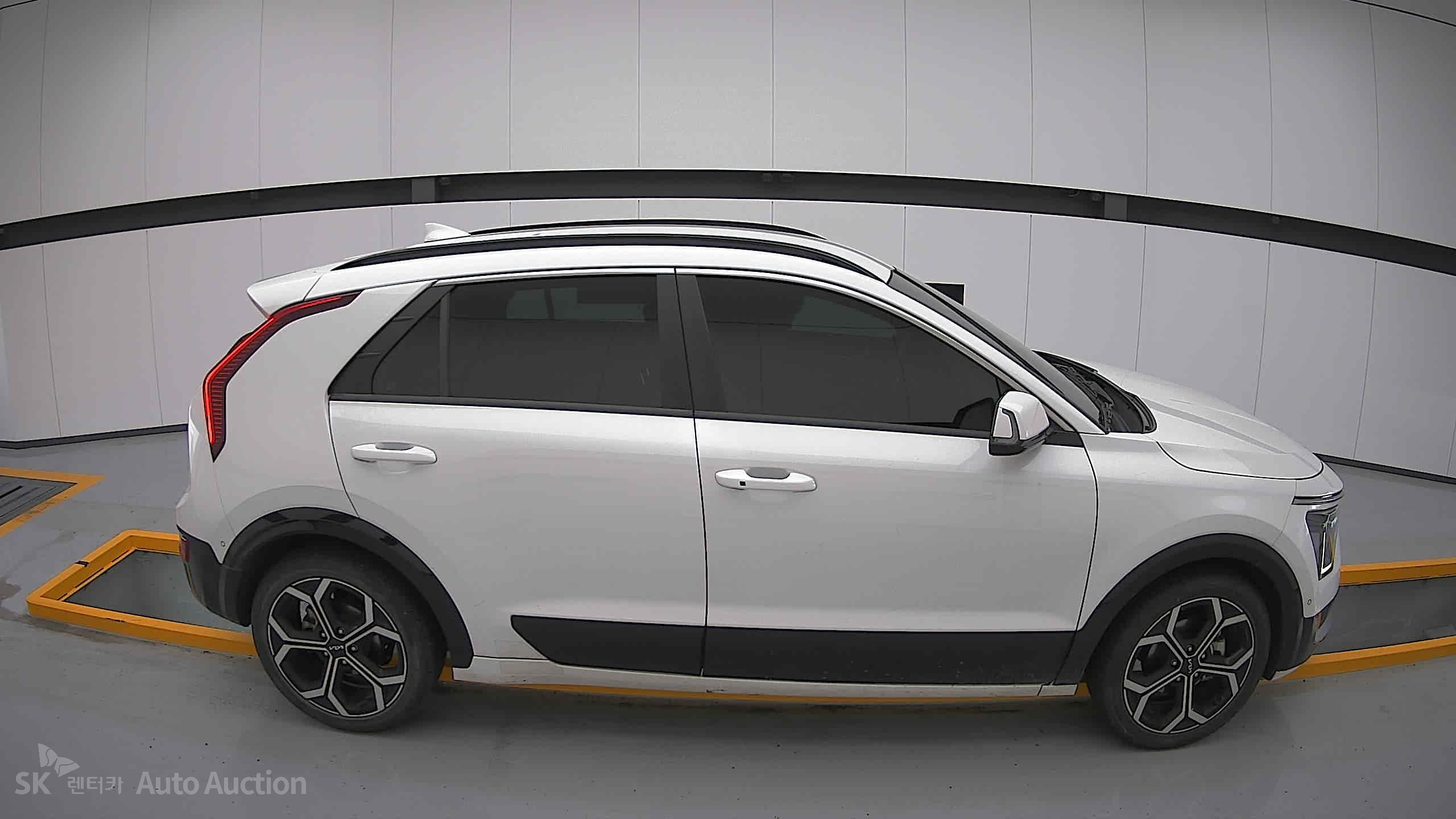 2022 - kia all-new niro
