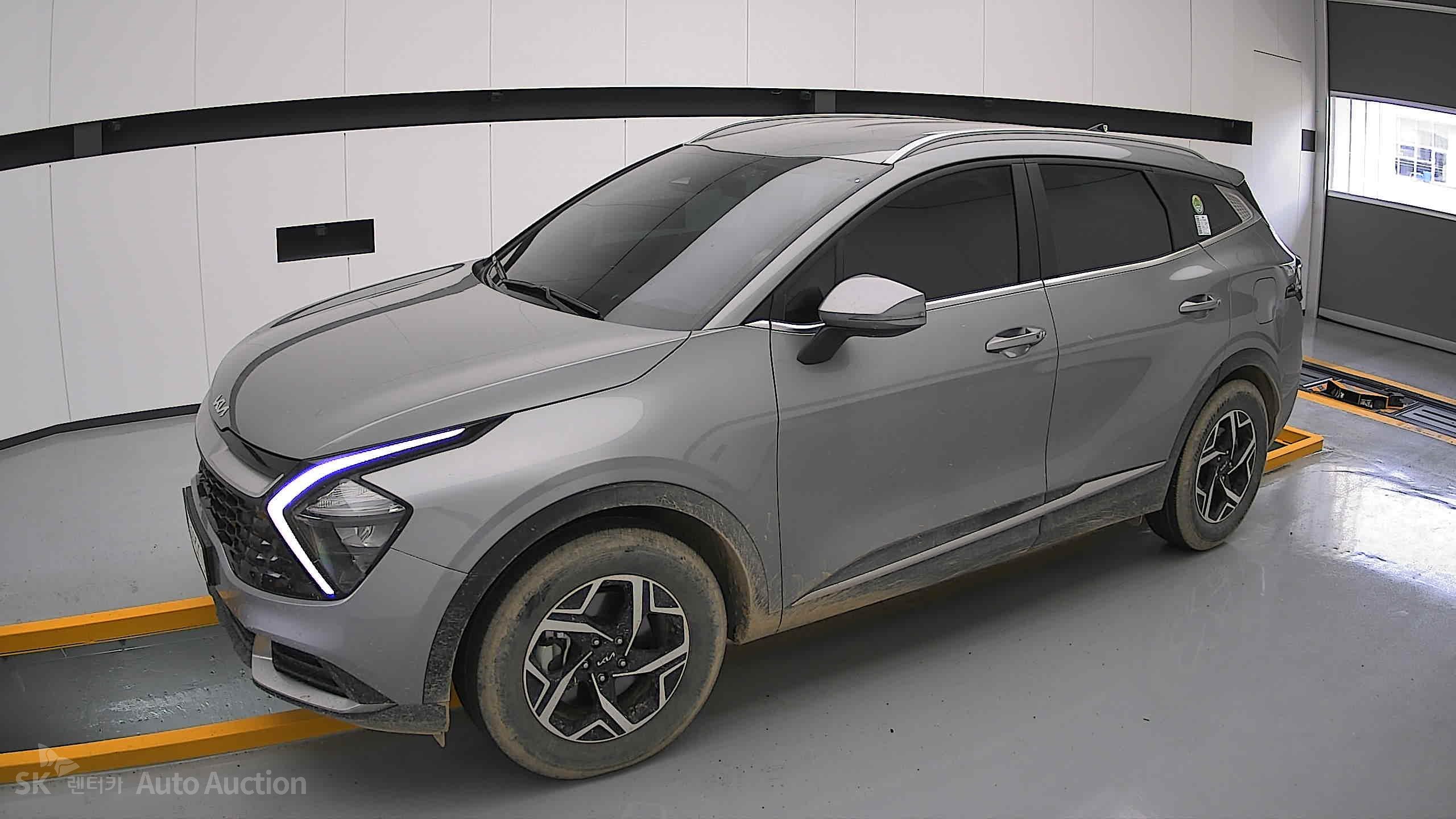 2023 - kia sportage