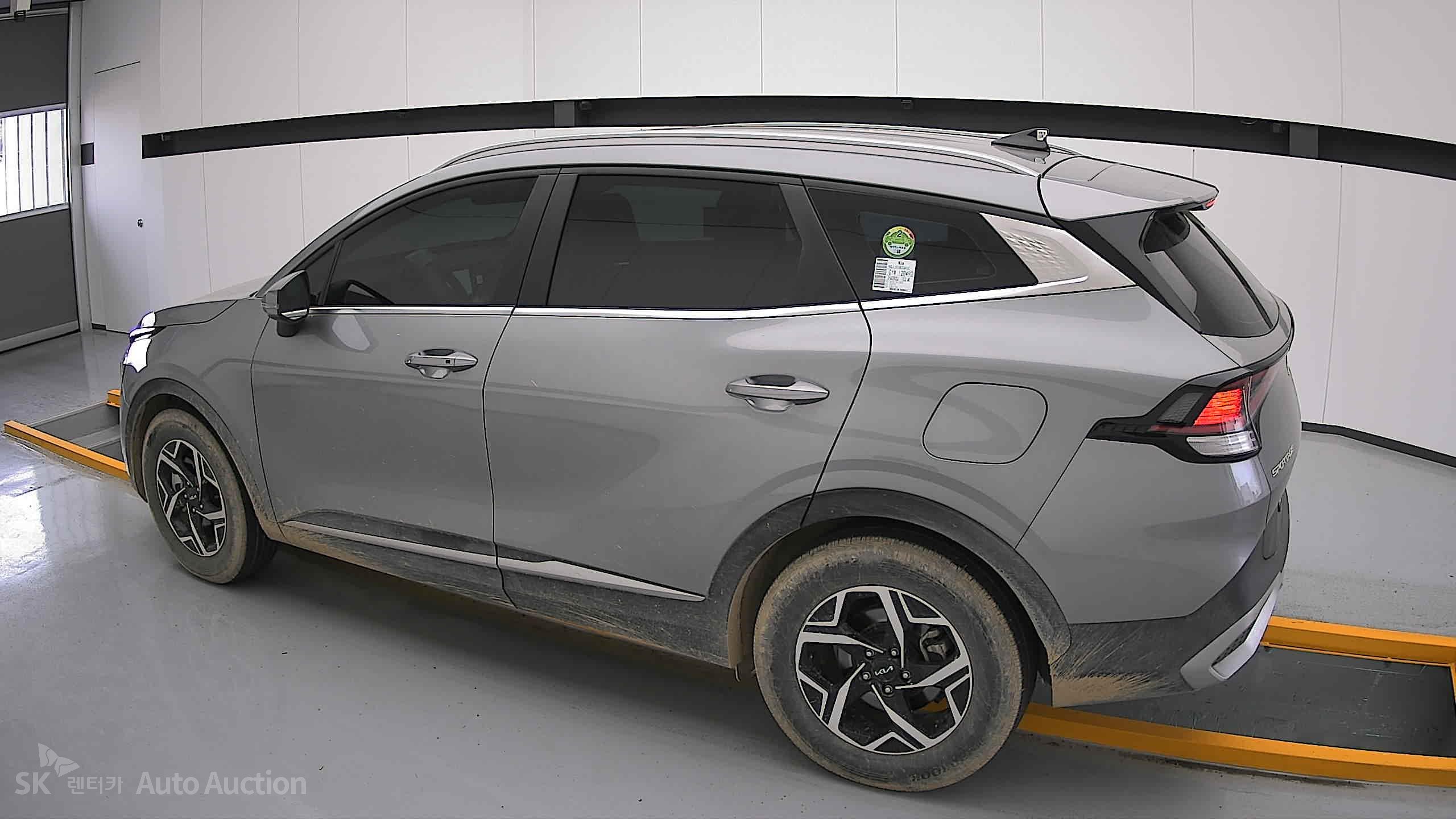 2023 - kia sportage