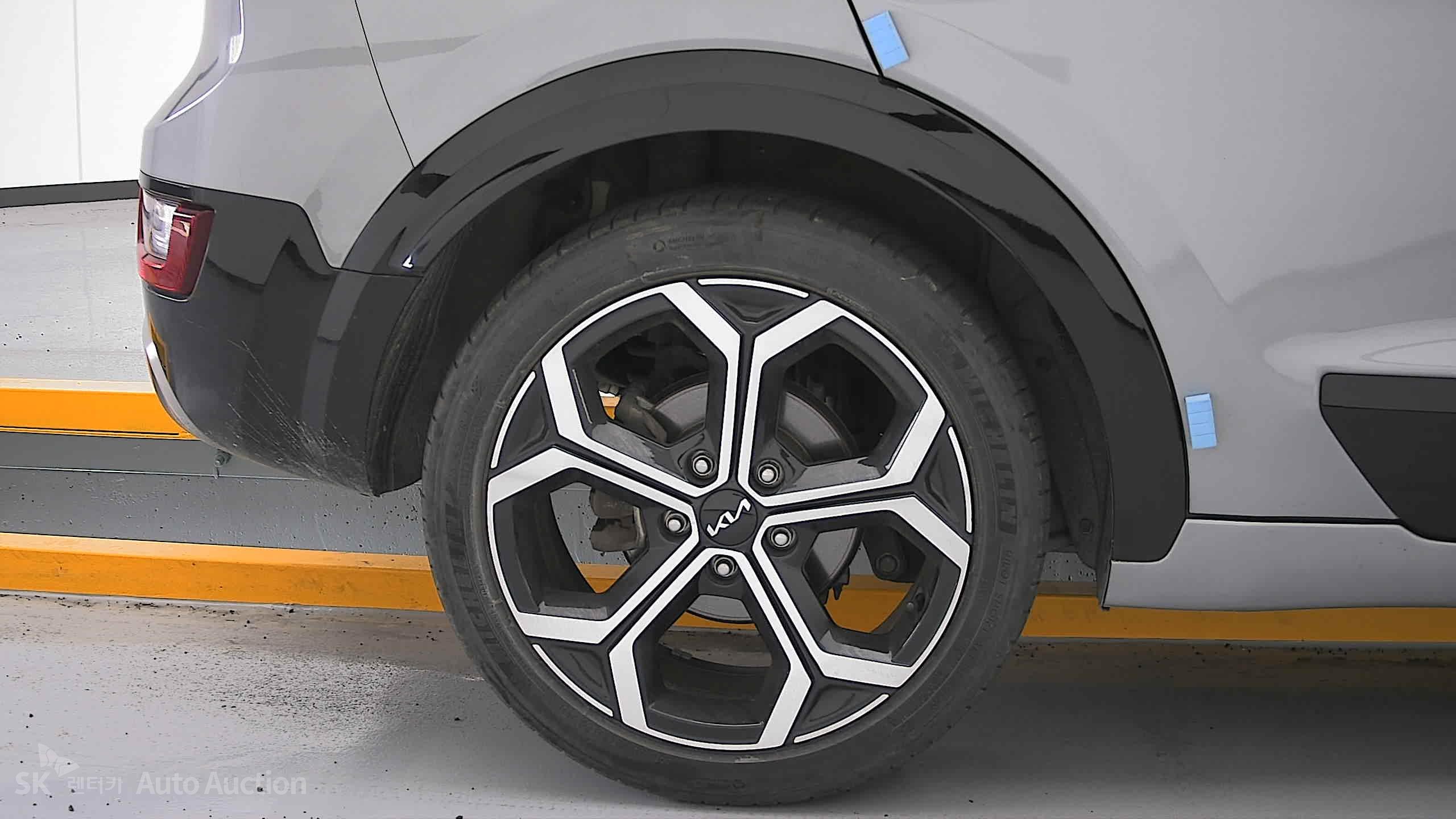 2022 - kia all-new niro