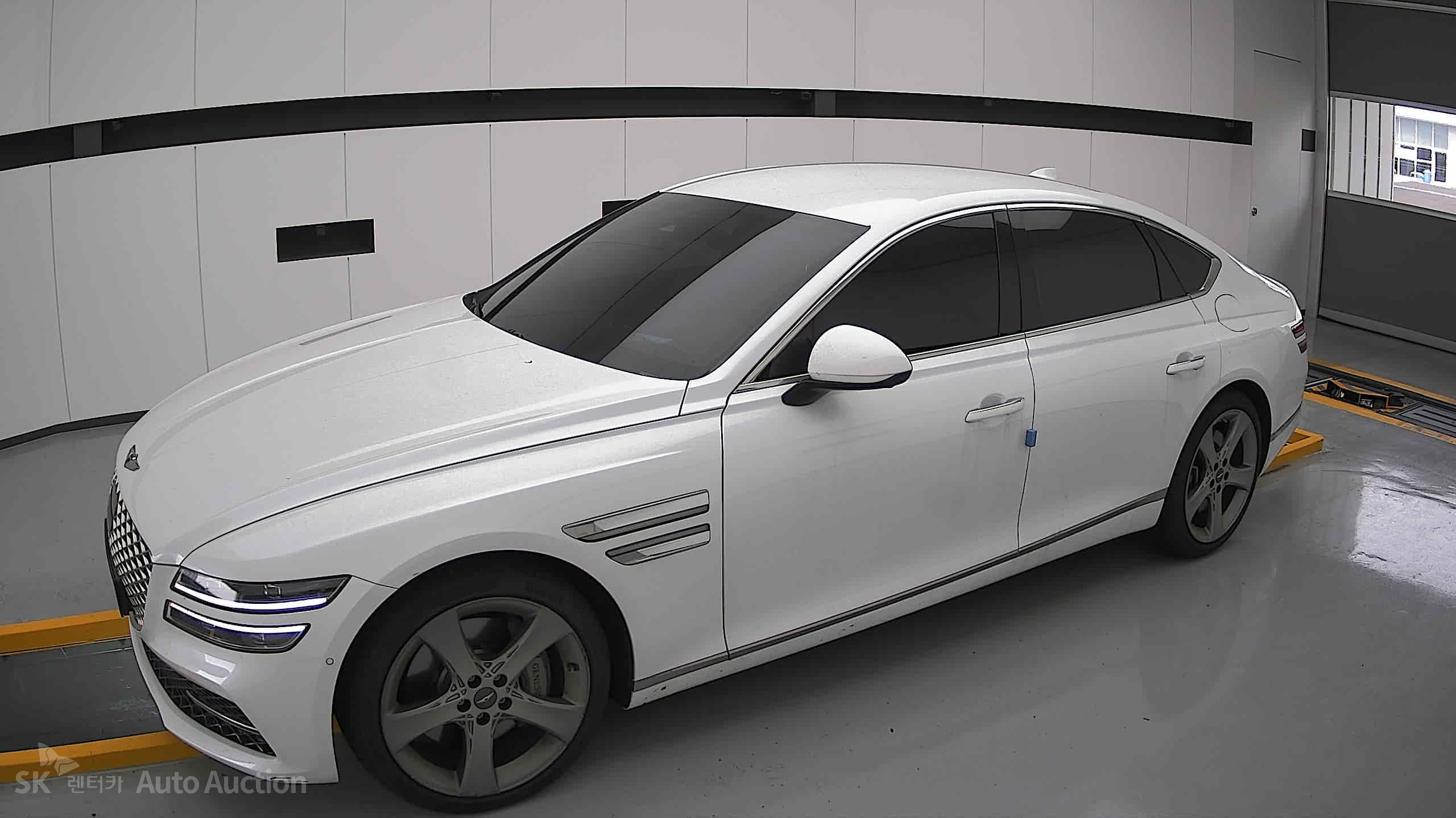 2022 - genesis g80