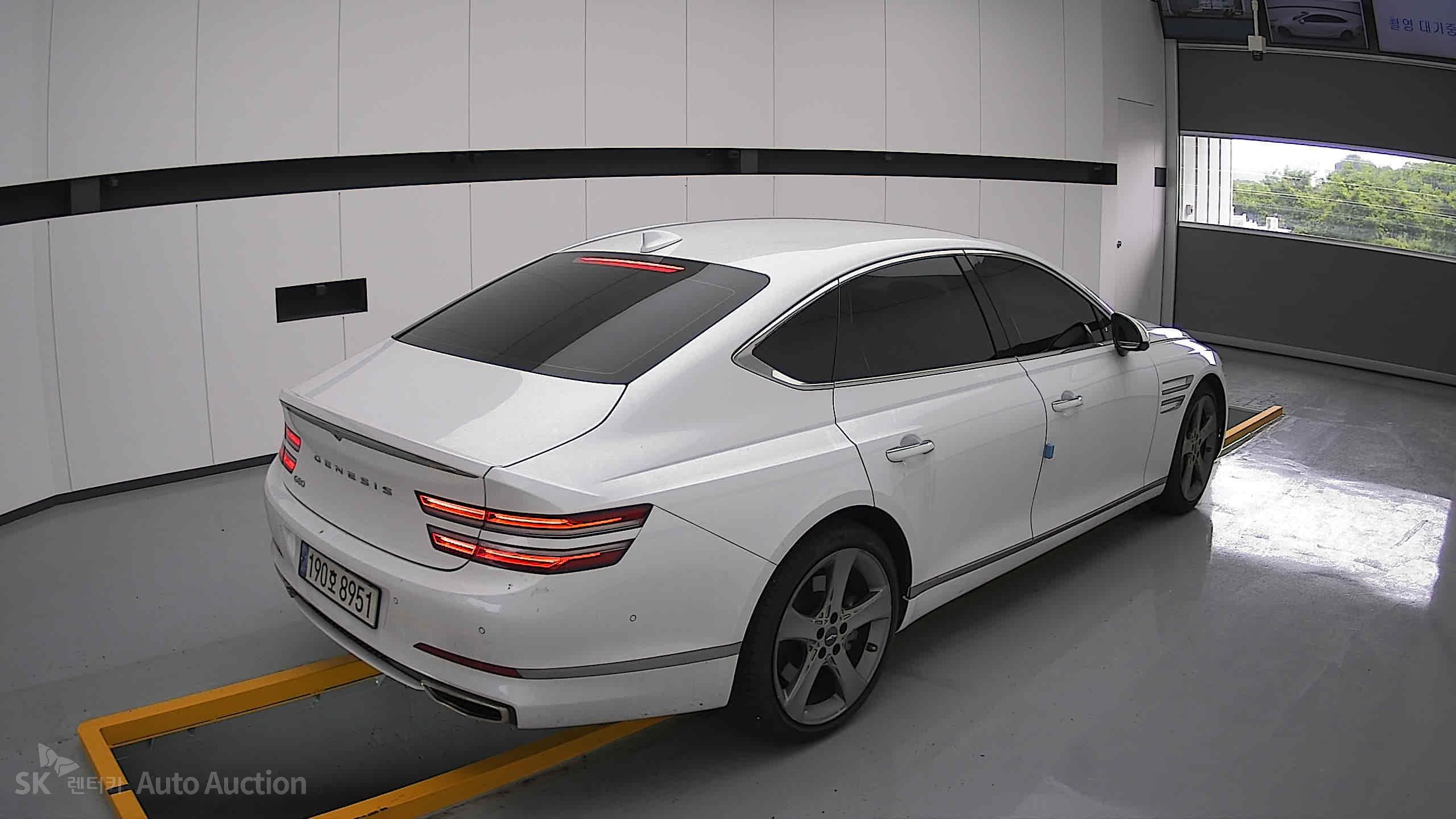2022 - genesis g80