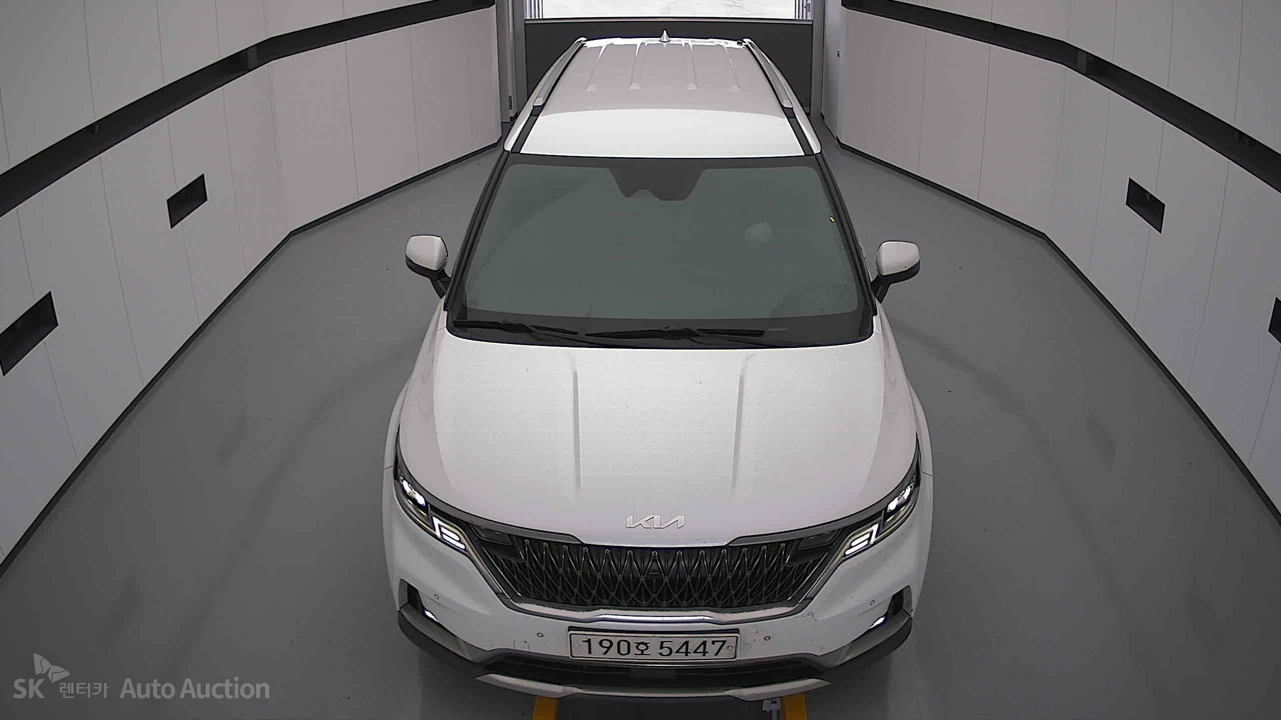 2023 - kia carnival