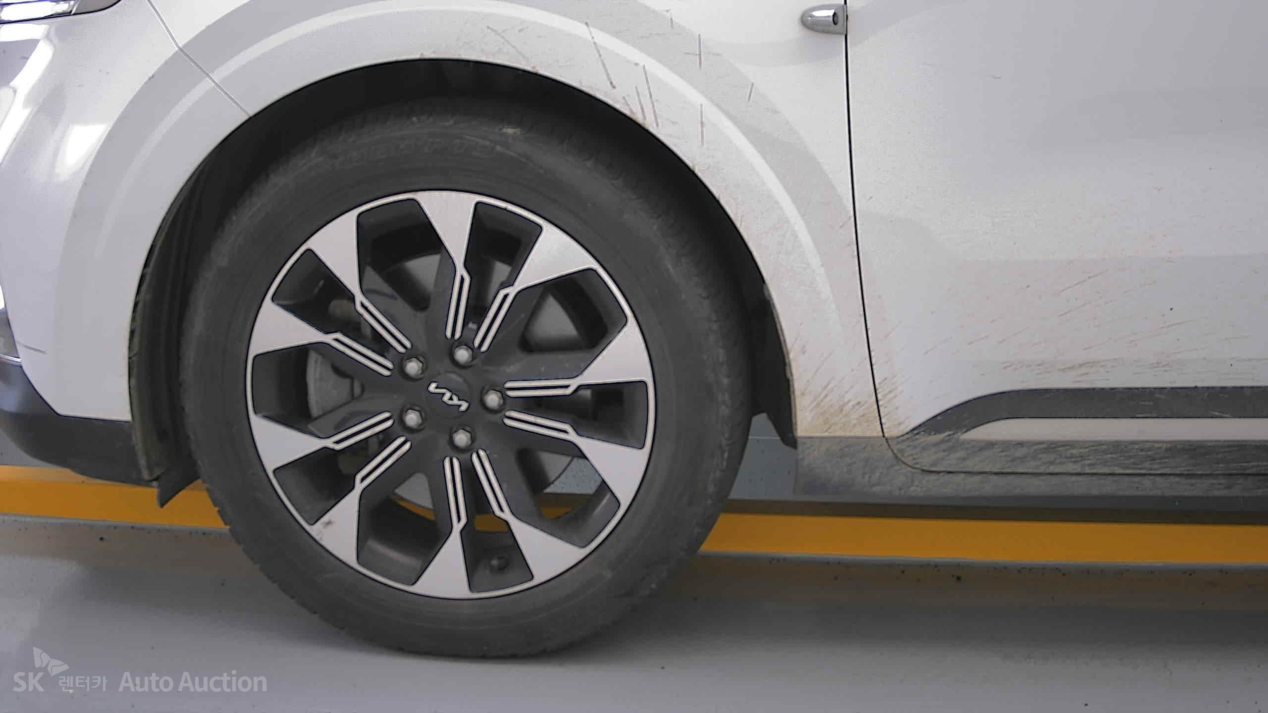 2023 - kia carnival