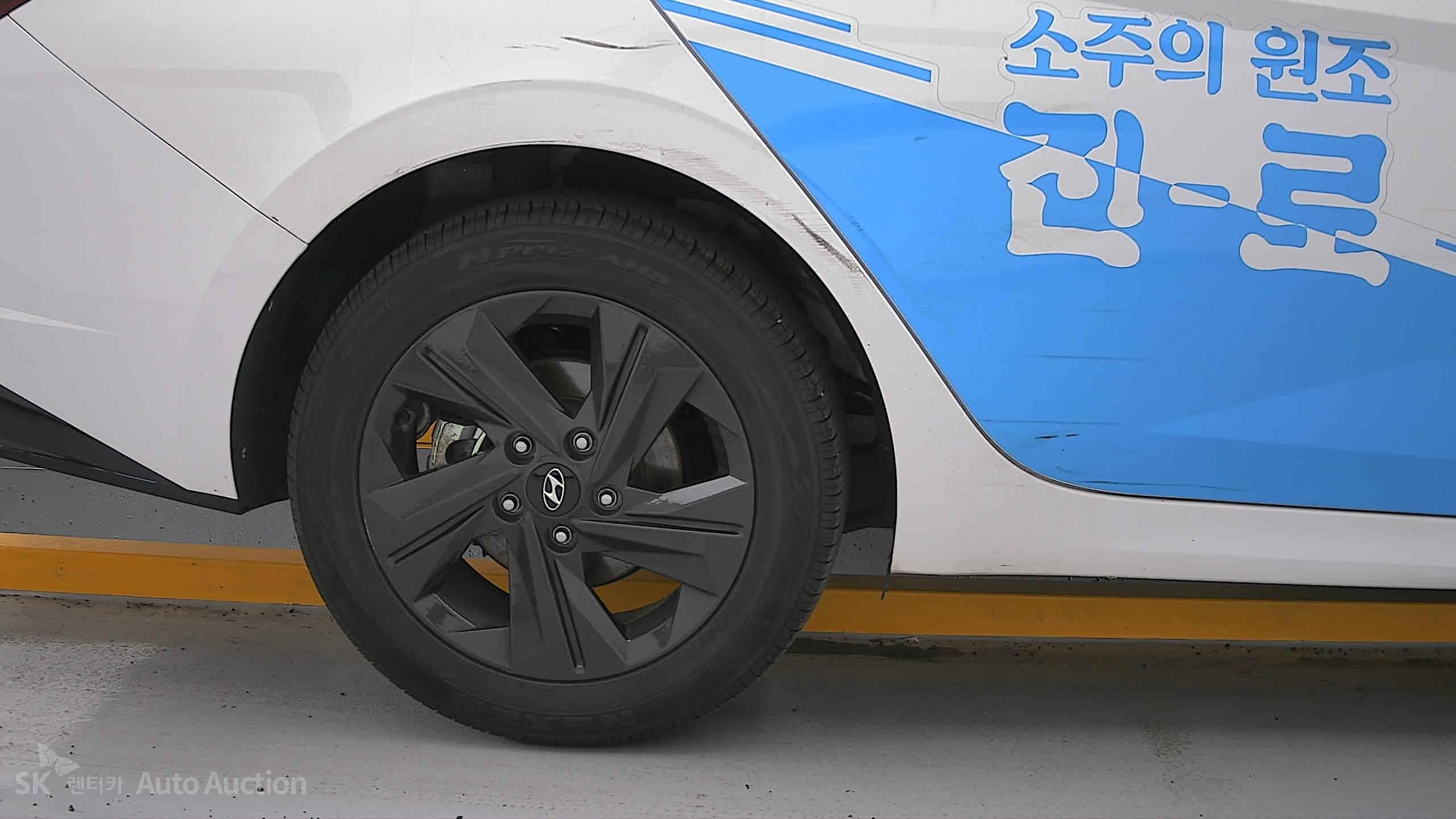 2023 - hyundai avante