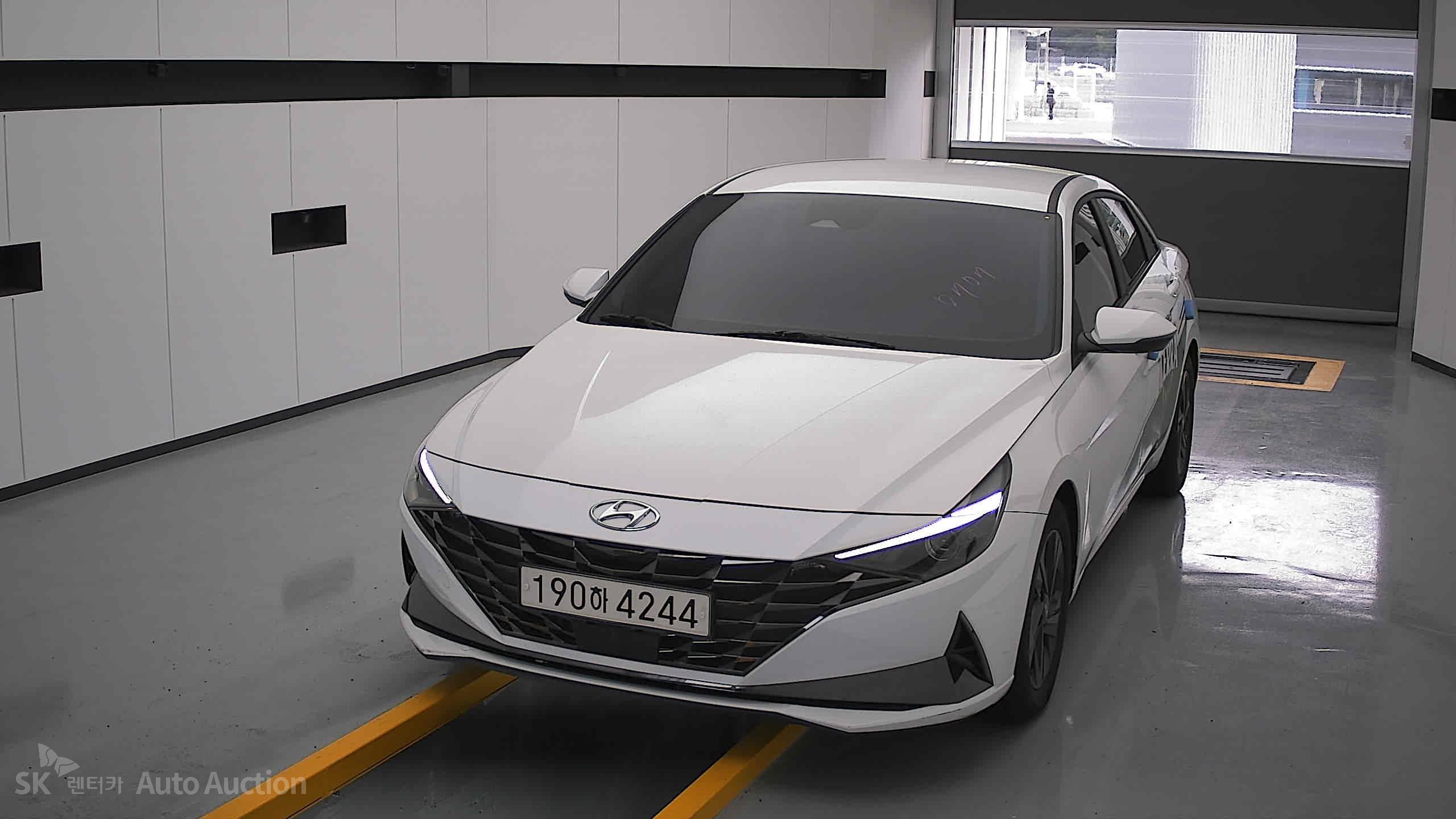2023 - hyundai avante