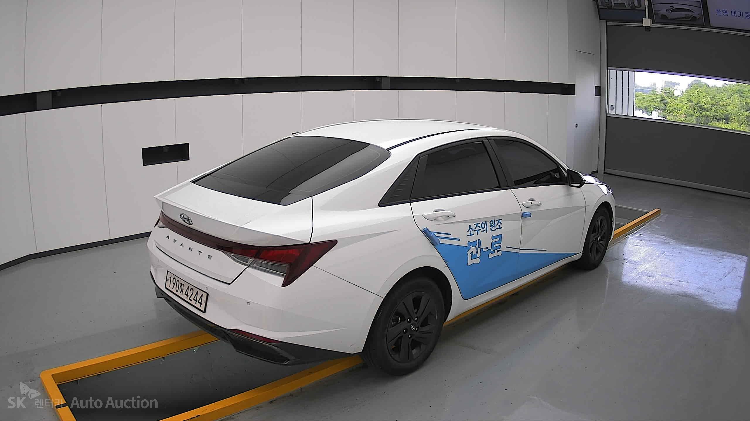 2023 - hyundai avante