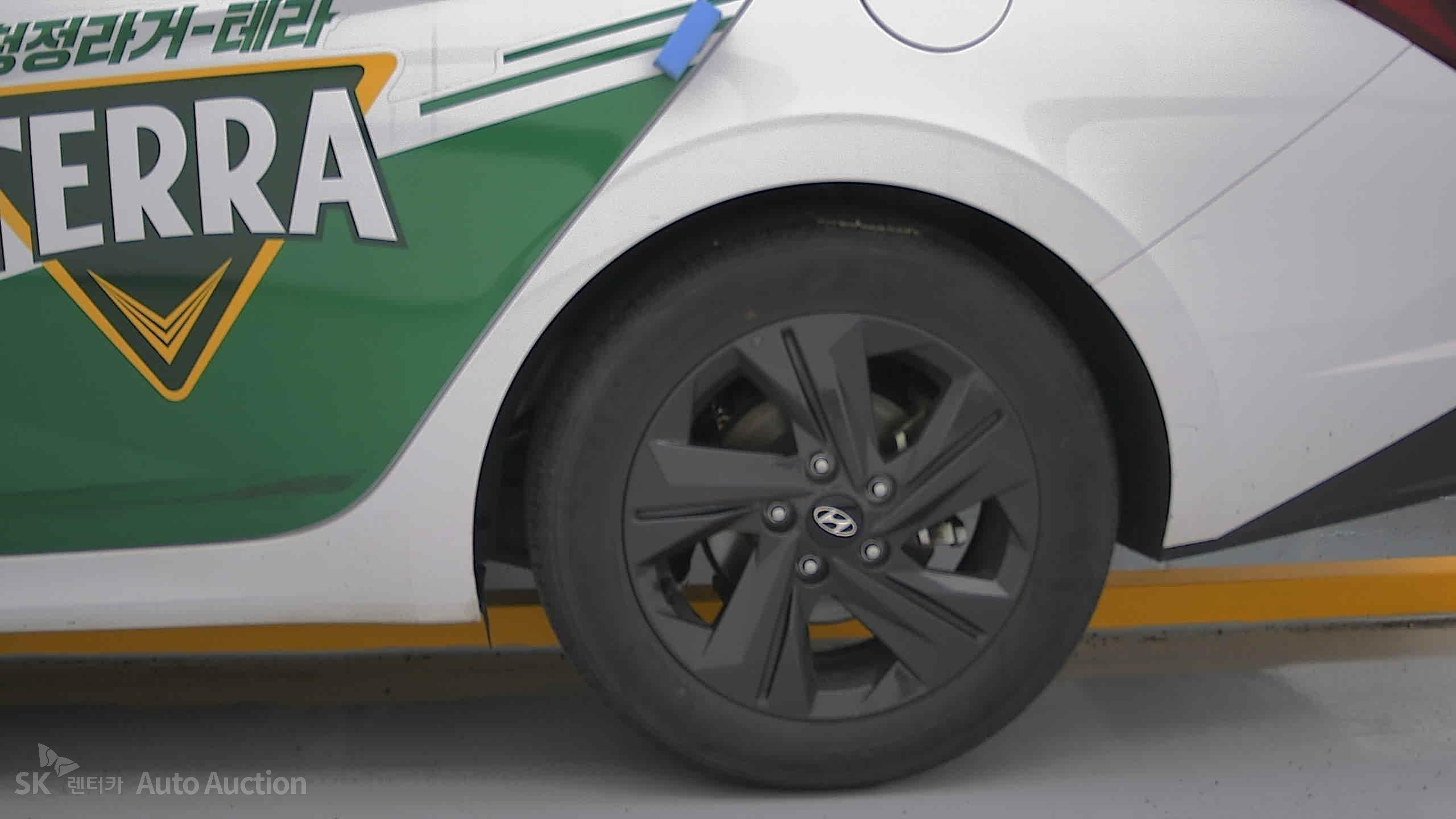 2023 - hyundai avante