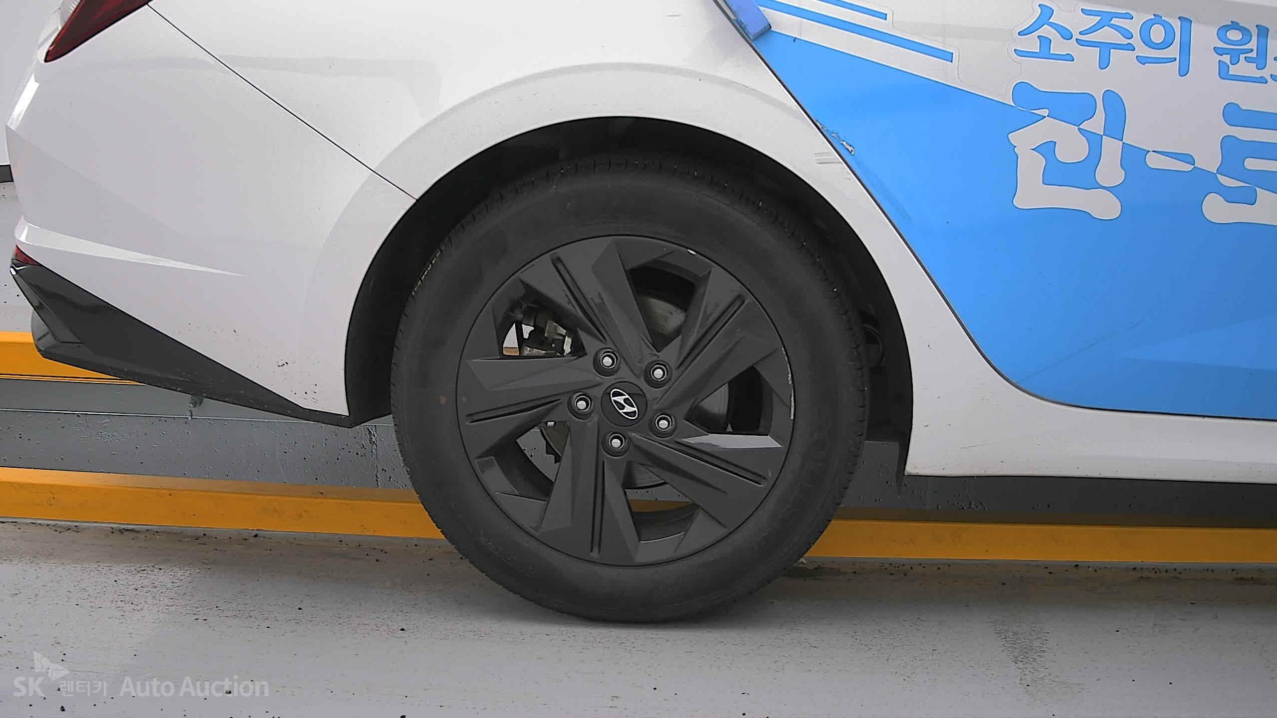 2023 - hyundai avante