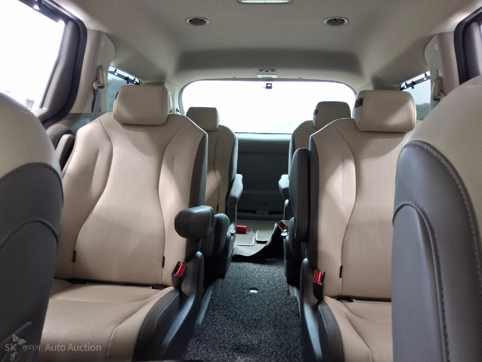 2023 - kia carnival