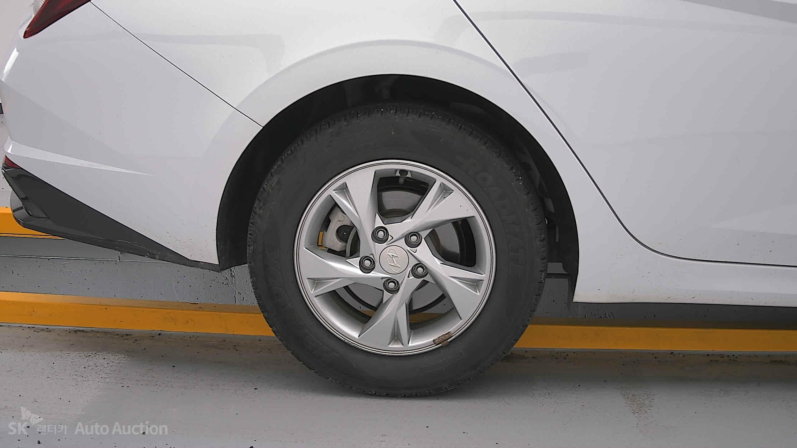 2023 - hyundai avante