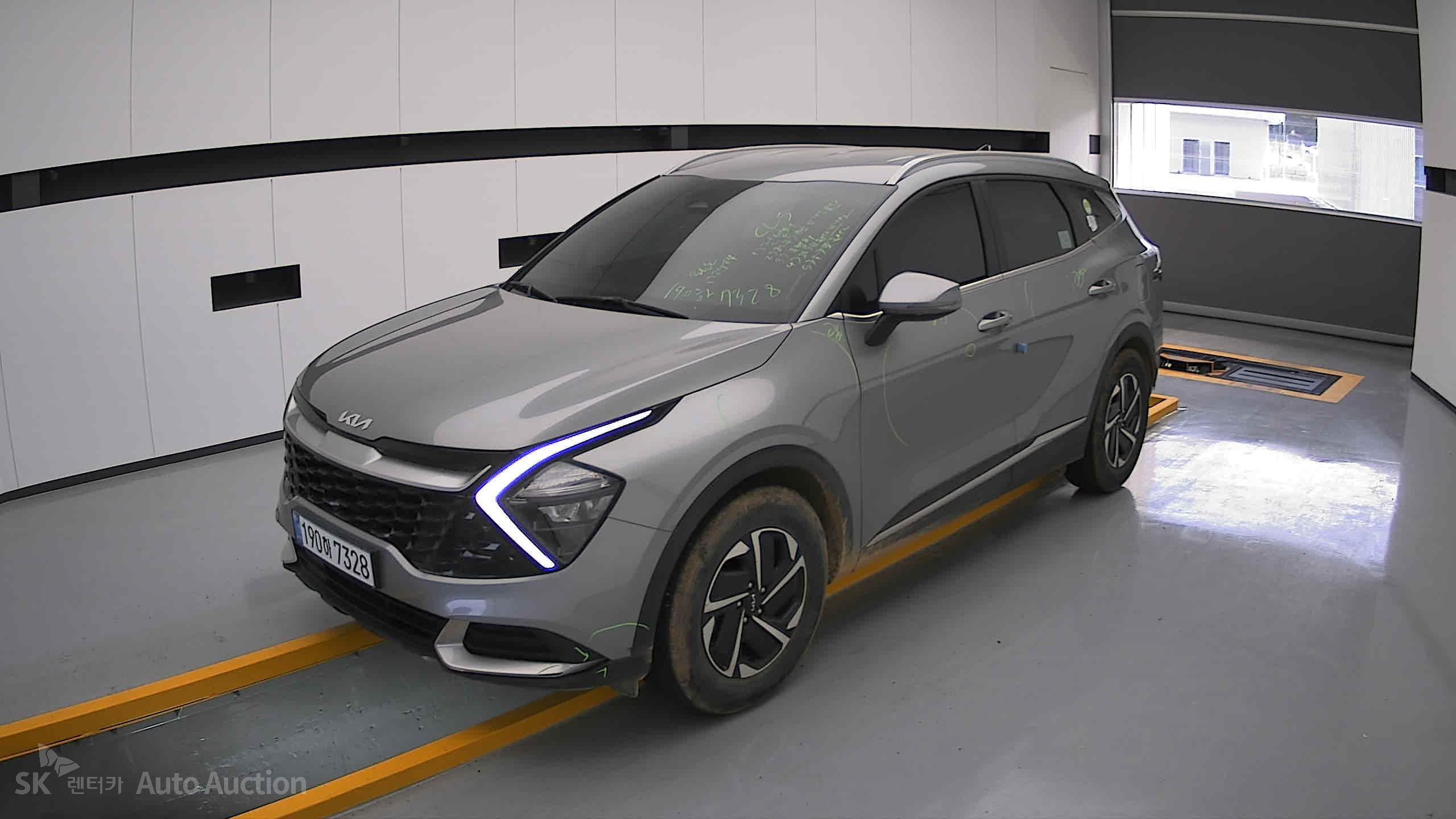 2023 - kia sportage