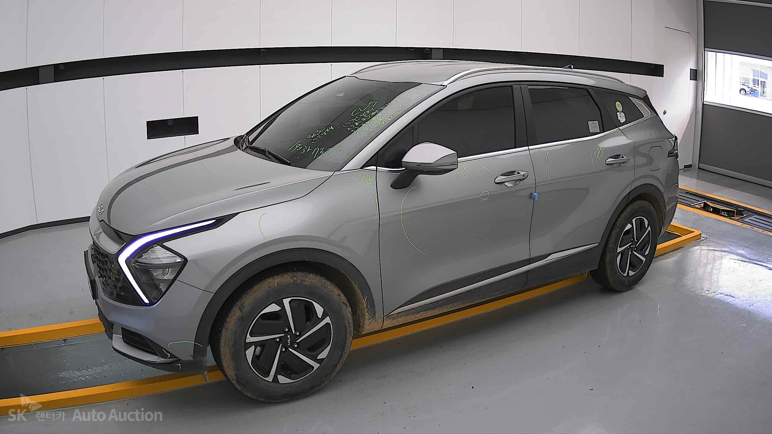2023 - kia sportage