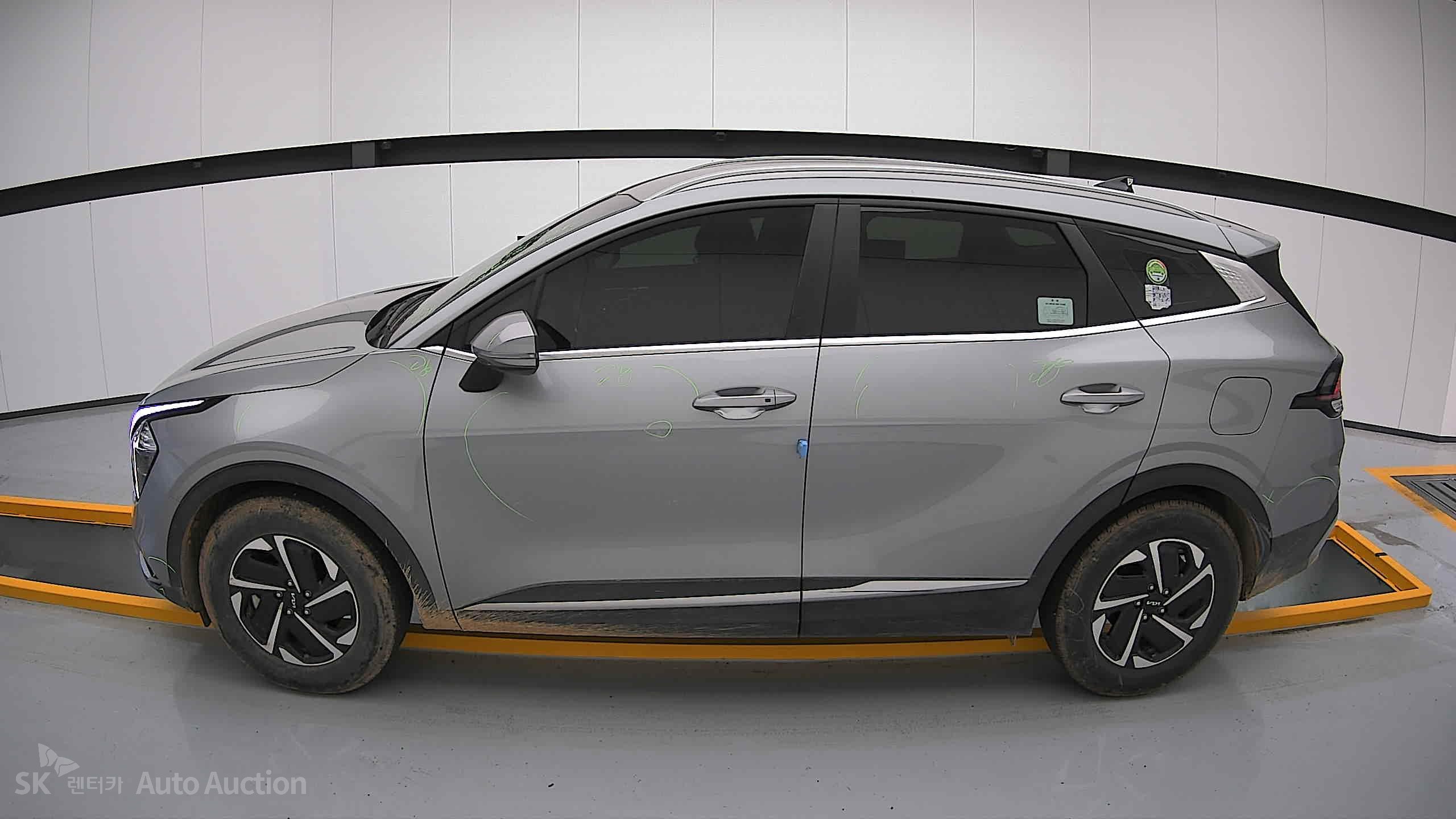 2023 - kia sportage