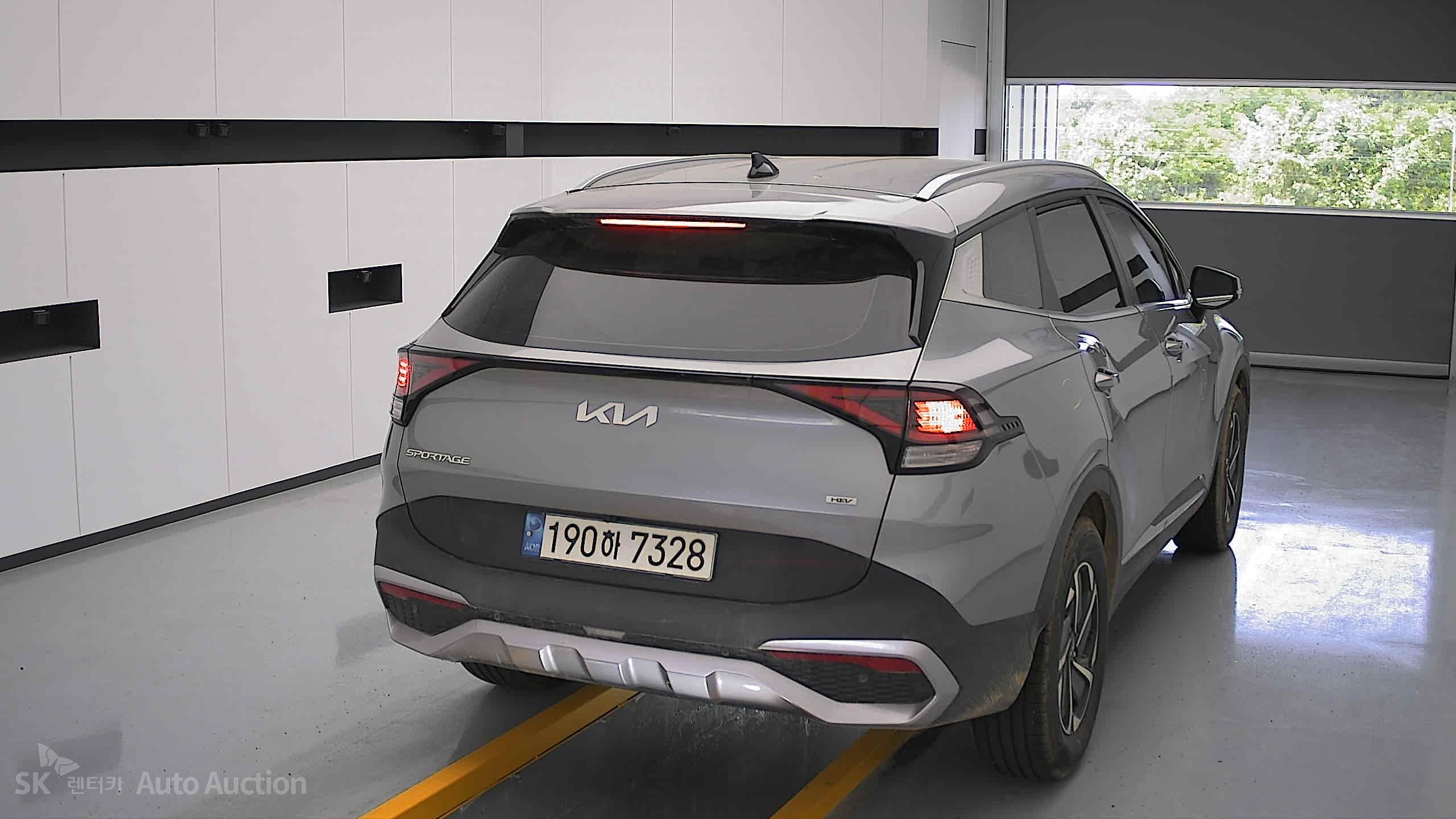 2023 - kia sportage