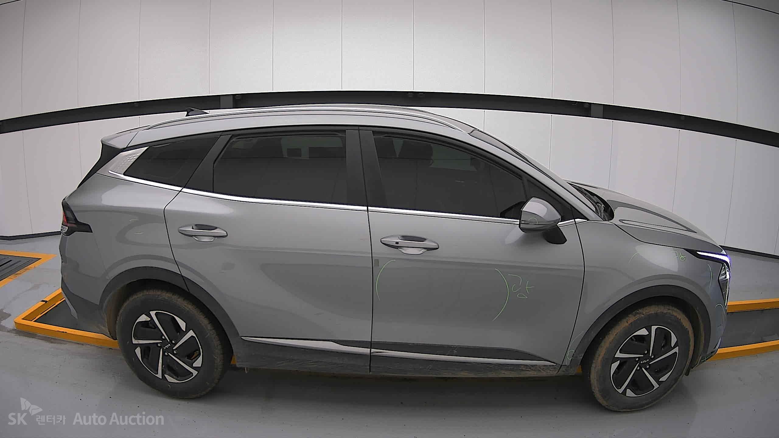 2023 - kia sportage