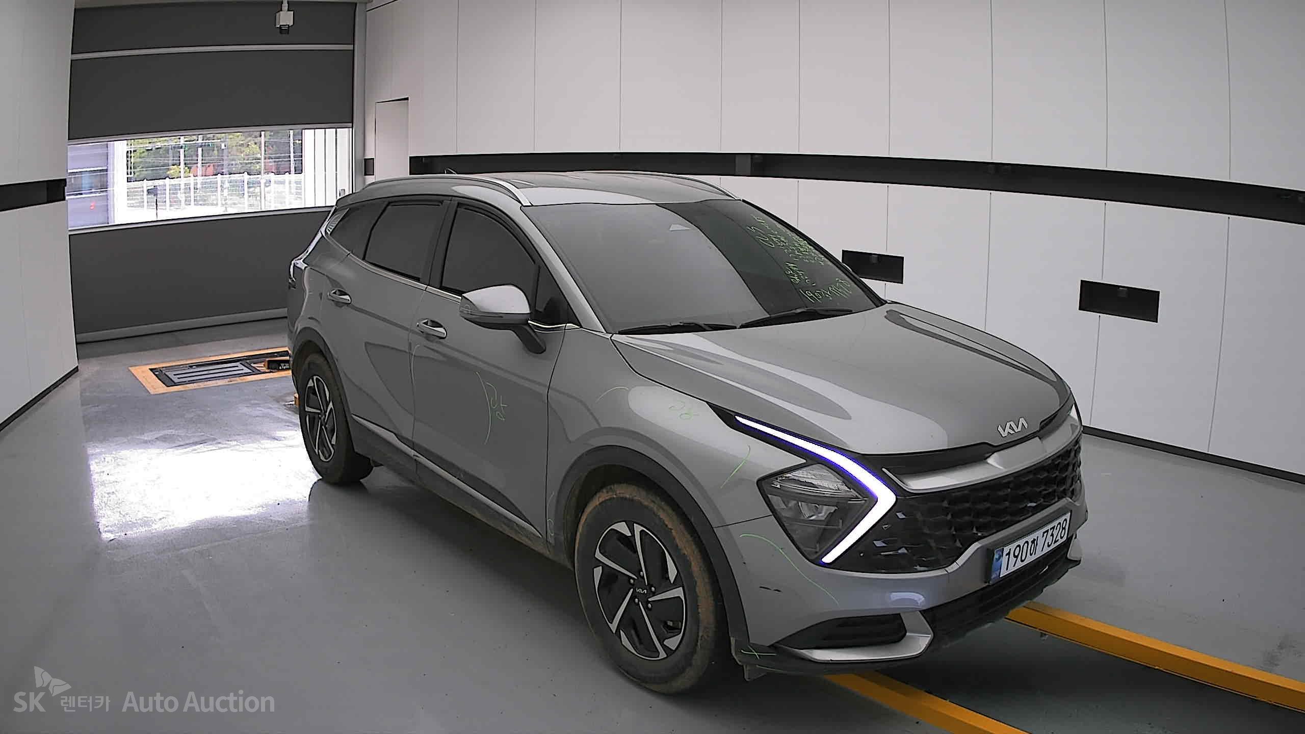 2023 - kia sportage