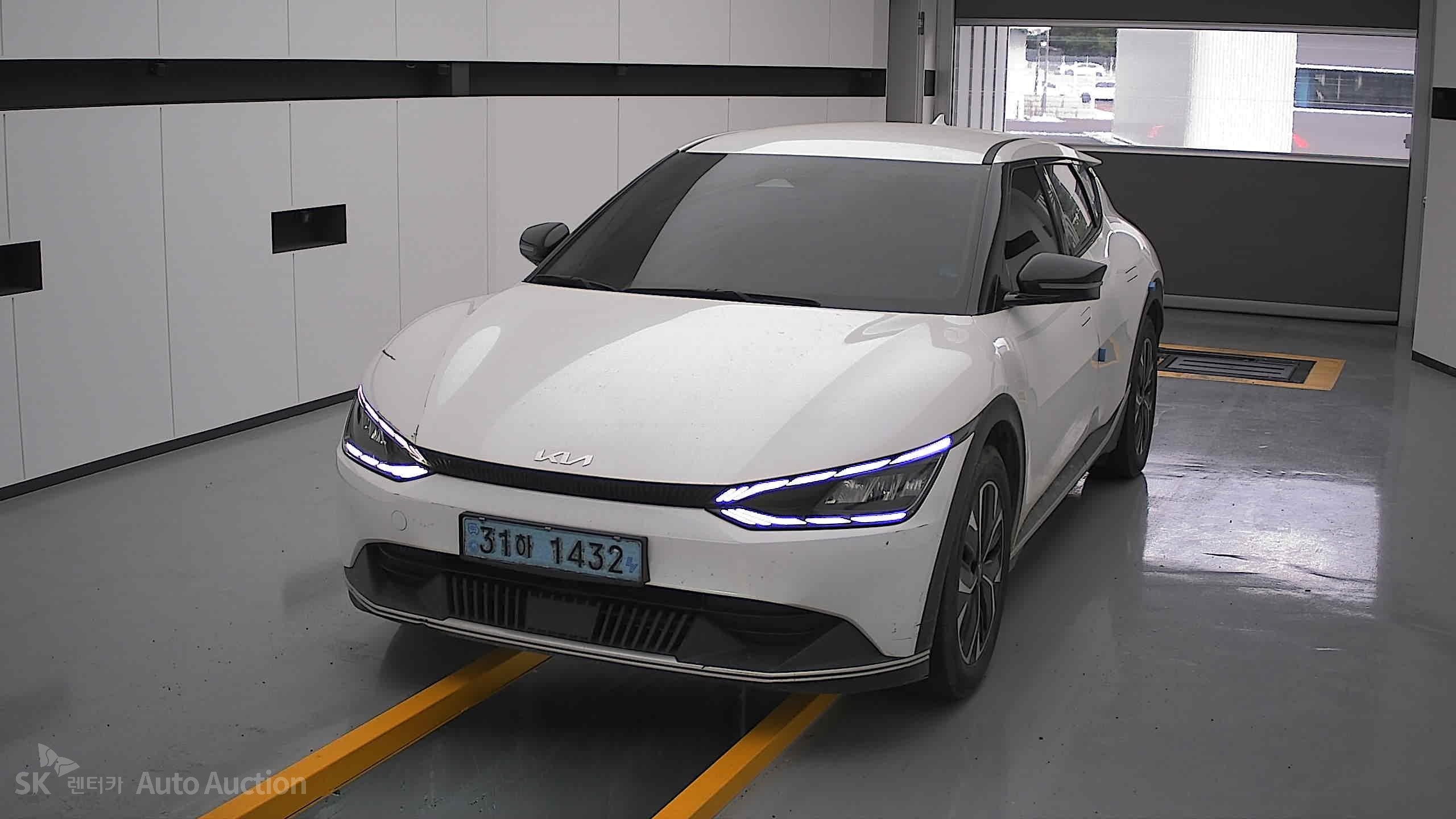2022 - kia ev6