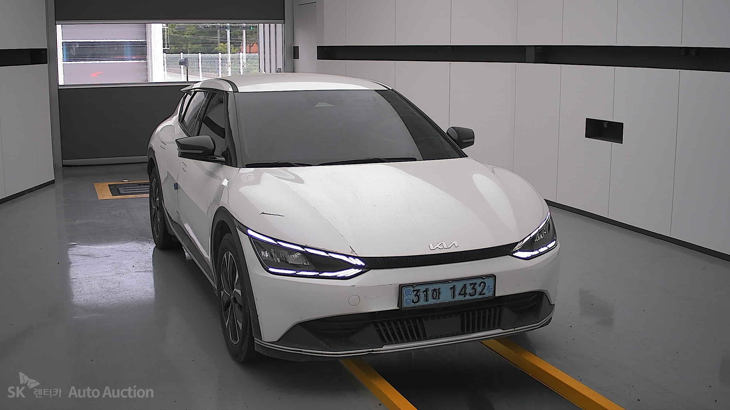 2022 - kia ev6