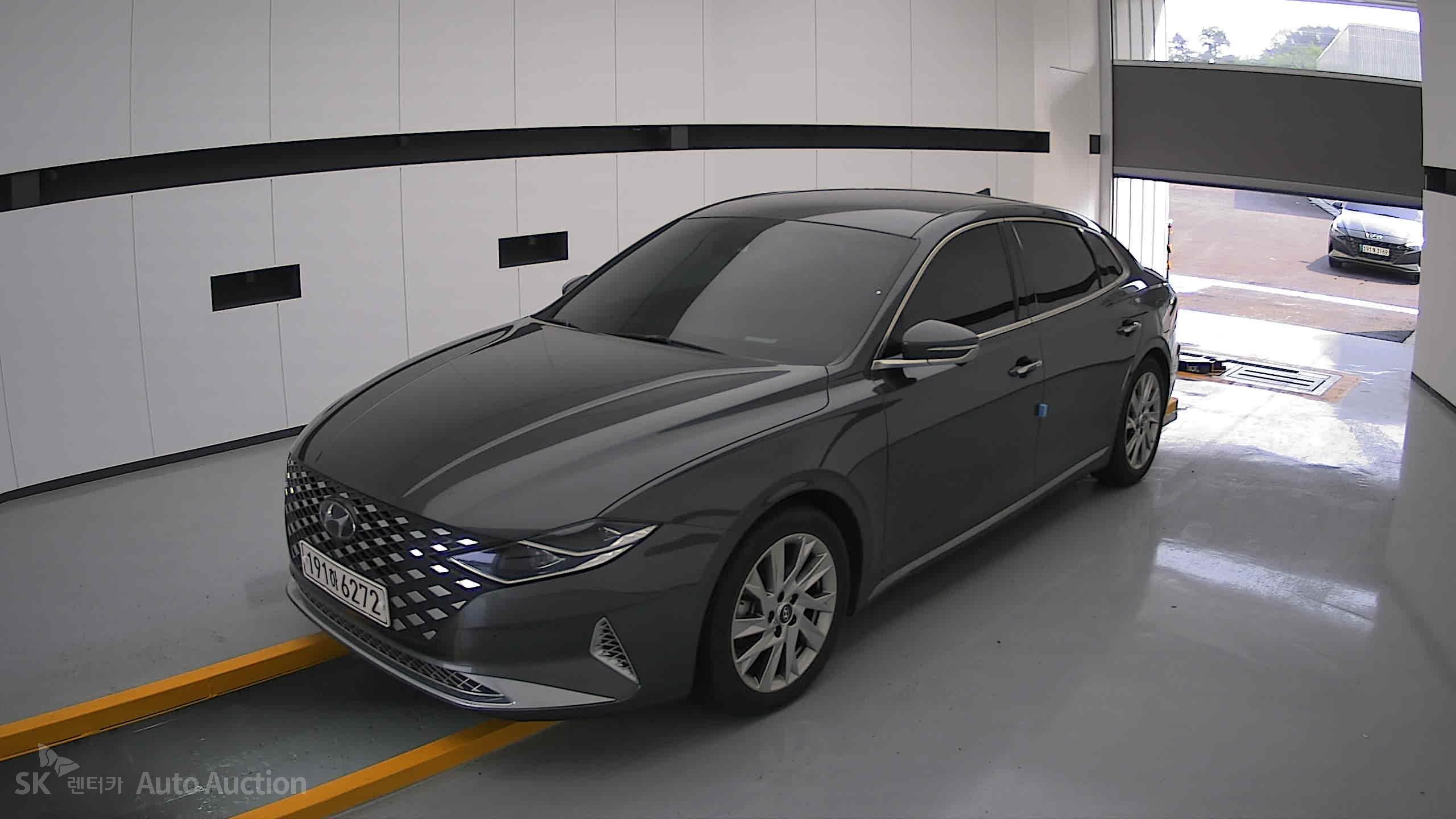 2022 - hyundai grandeur