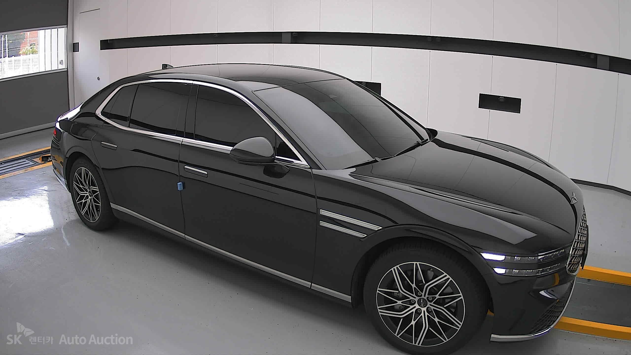 2022 - genesis g90