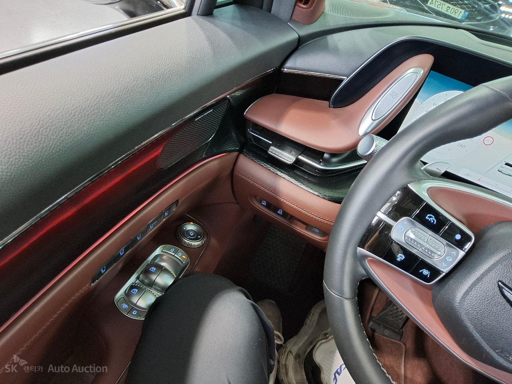 2022 - genesis g90