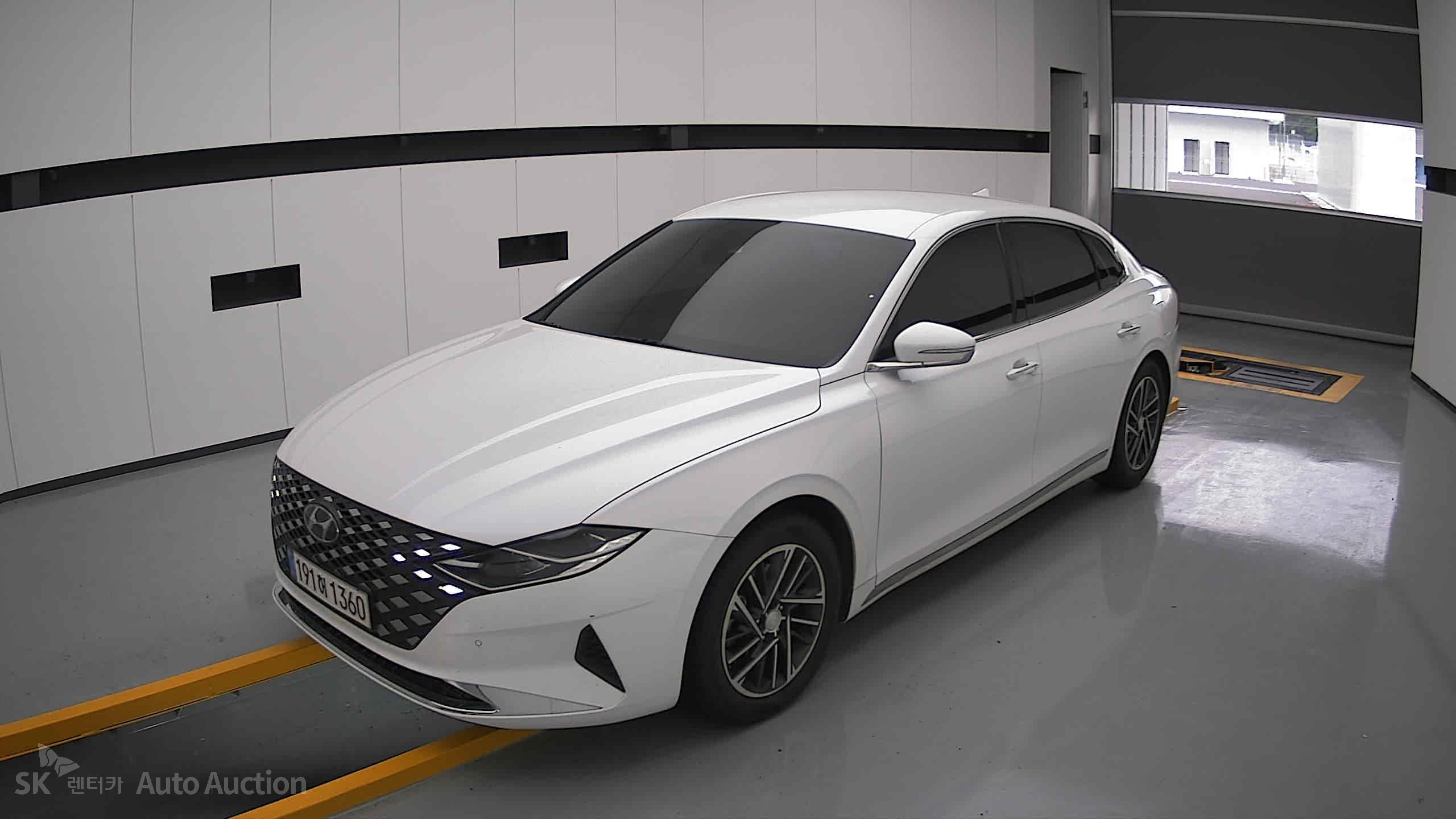 2022 - hyundai grandeur