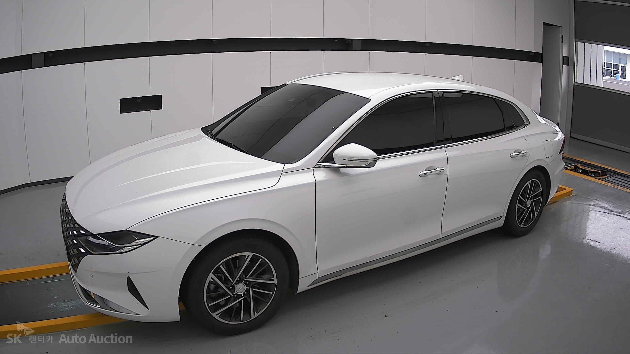 2022 - hyundai grandeur