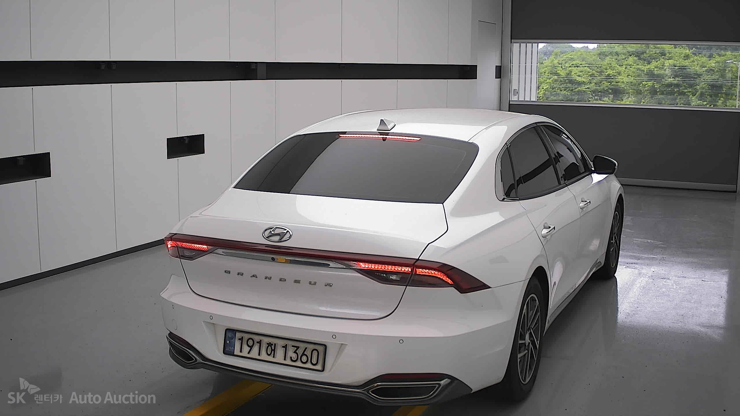2022 - hyundai grandeur