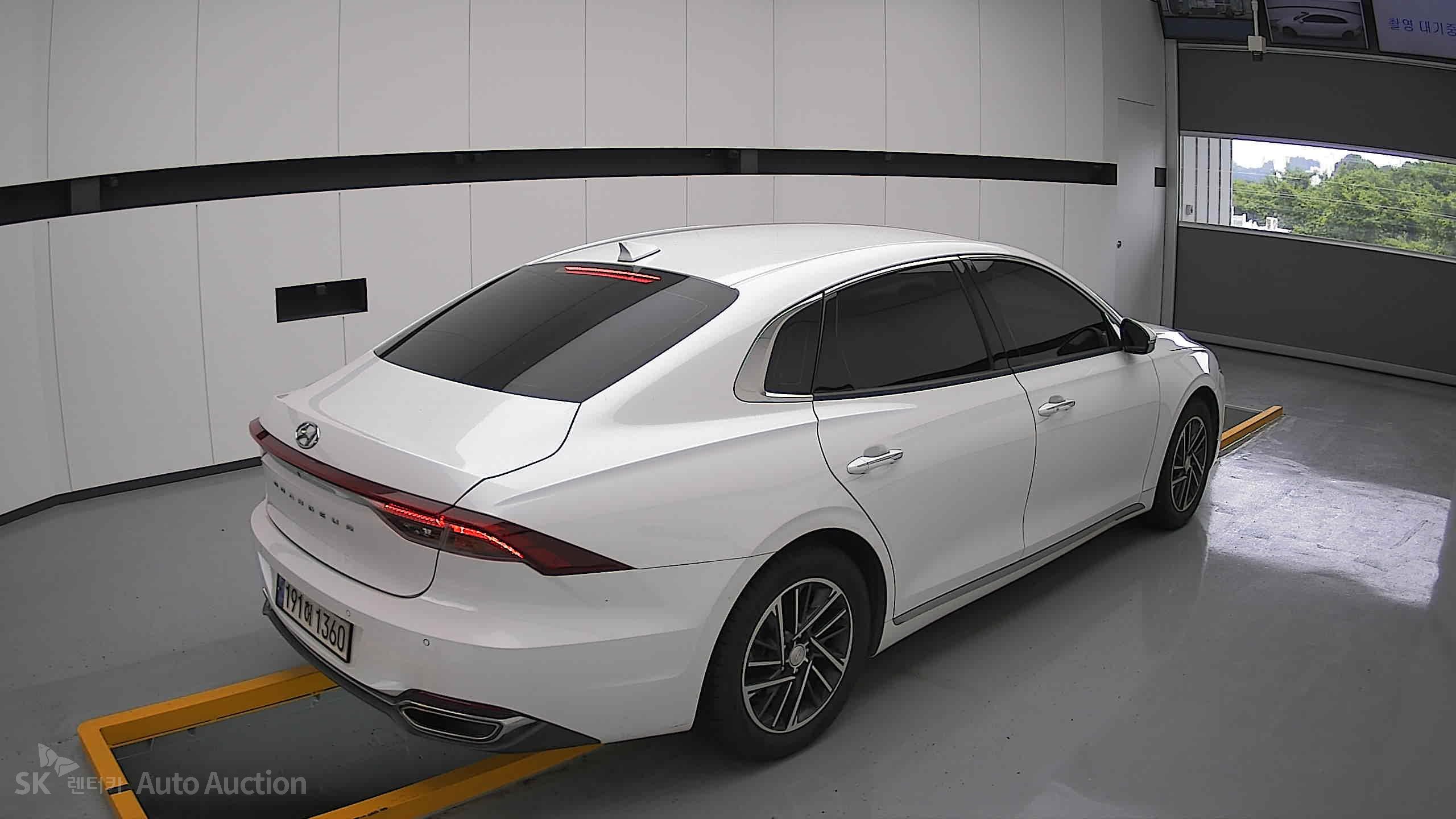 2022 - hyundai grandeur