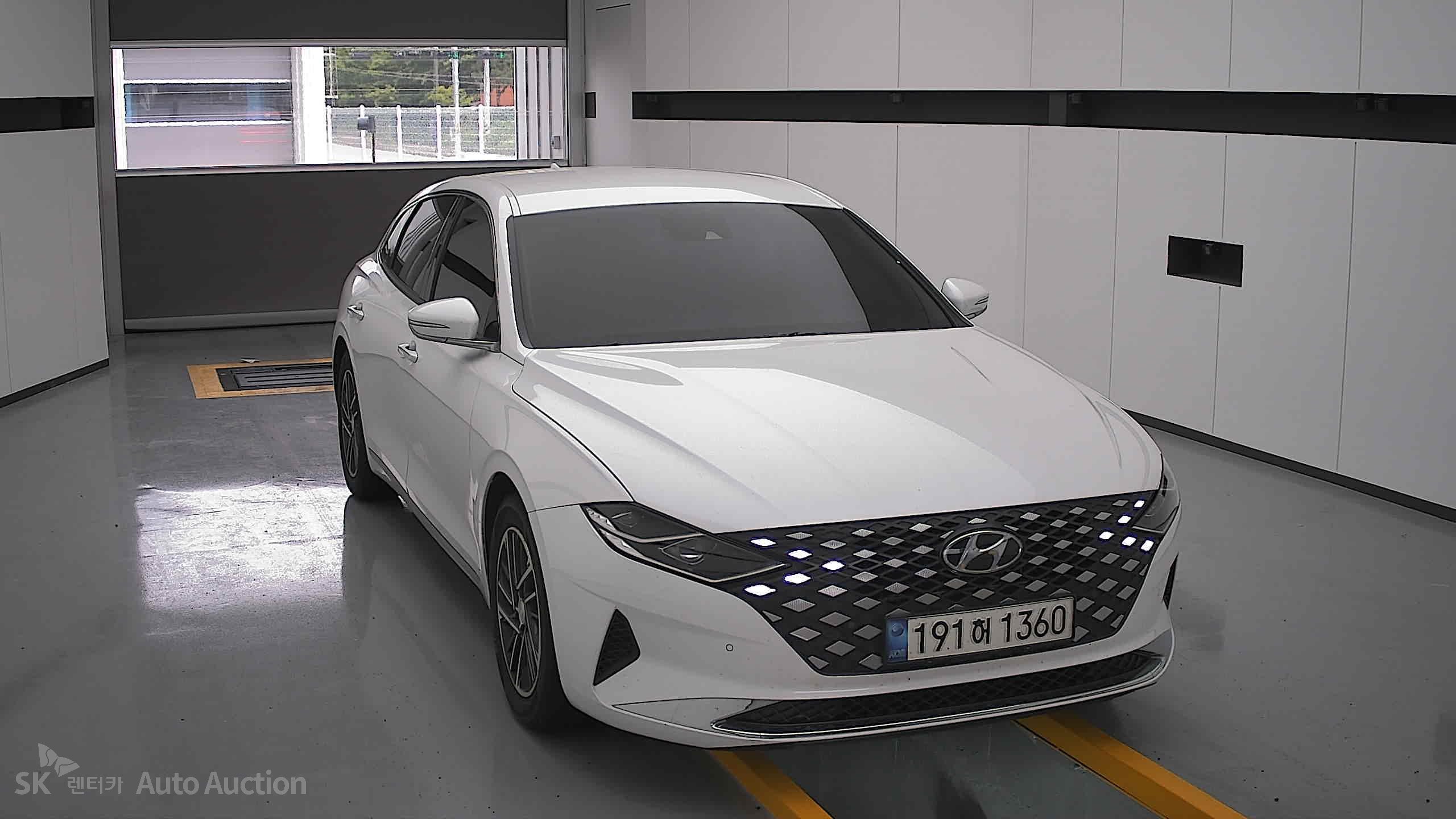 2022 - hyundai grandeur
